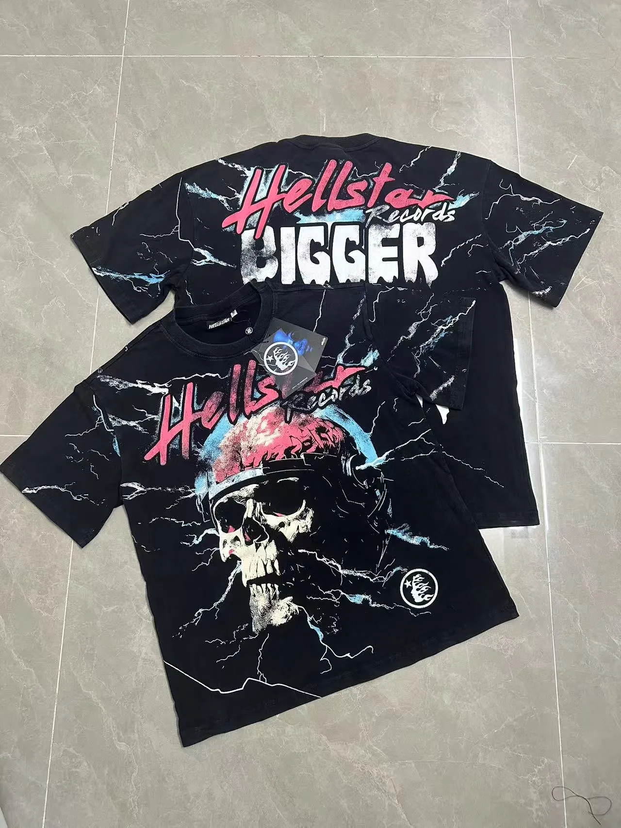 P124 Hellstar Hellstar Cross-border European and American style street fashion brand pure cotton T-shirt Fabric (fabric): 32 counts 250g washed combed double yarn pure cotton Size (size): S-M- L- X L Color (colour): Washed black (spray Ma Liu)