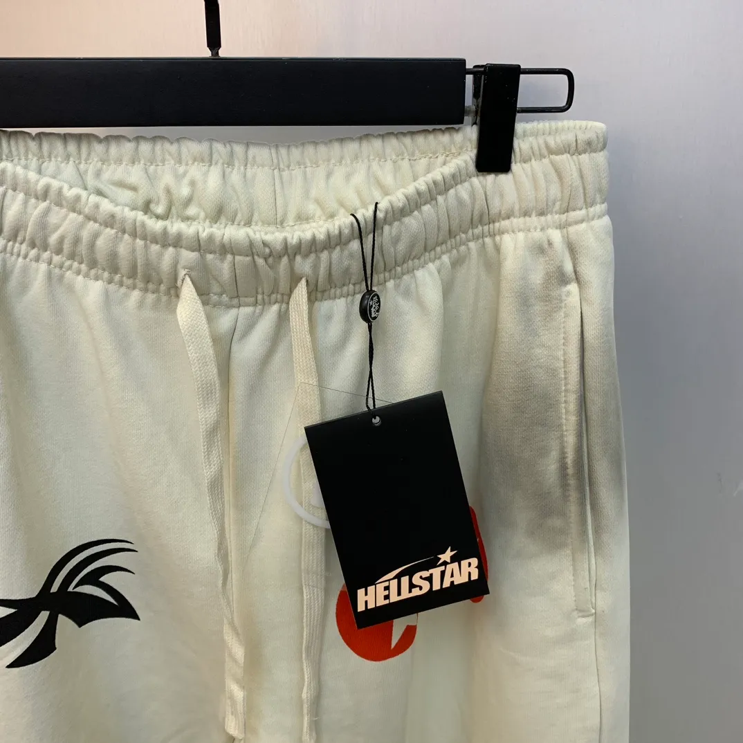 P210 Hellstar Studios Sports Skull Sweatpants Fashion brand pure cotton high quality sweatpants color (color): beige Size (size): S, M, L, XL
