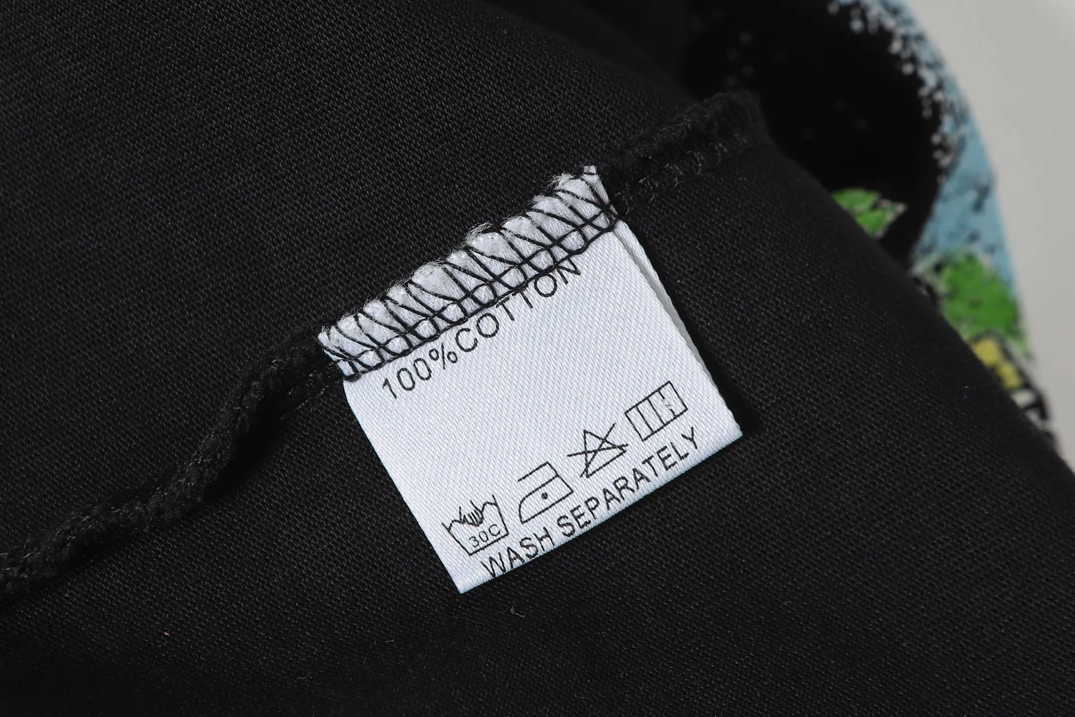 P124 Hellstar Cross-border European and American style street brand pure cotton T-shirt Fabric (fabric): 32 counts of 250g washed and combed double yarn pure cotton Size (size): S-M- L- X L Color (colour): Washed black (spray Ma Liu)