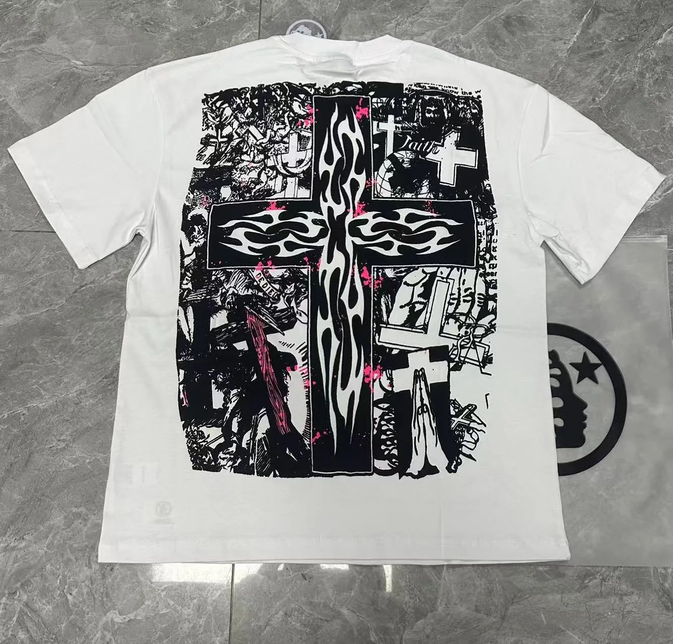 P108 Real-stock Hellstar Cross-border European and American style, street fashion brand pure cotton T-shirt Fabric (fabric): 32 pieces of 240g heavy combed double yarn pure cotton Size (size): S-M- L- X L Color (colour): white