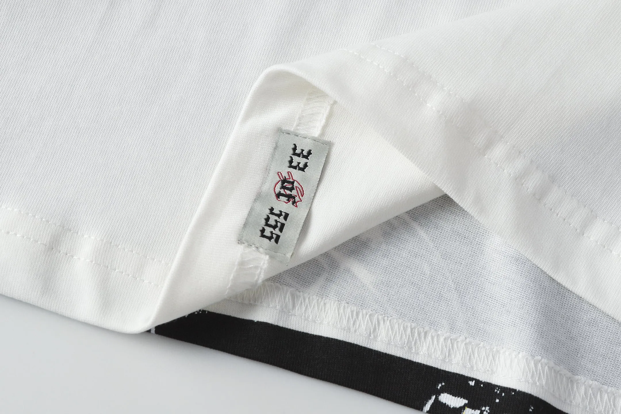 P116 5133#White｜Godspeed cross-border American rock and roll street washed retro style short-sleeved T (craft printing) fabric (fabric): 32-count combed double yarn 240 grams weight code number (size): S-M-L-XL color (colour): white