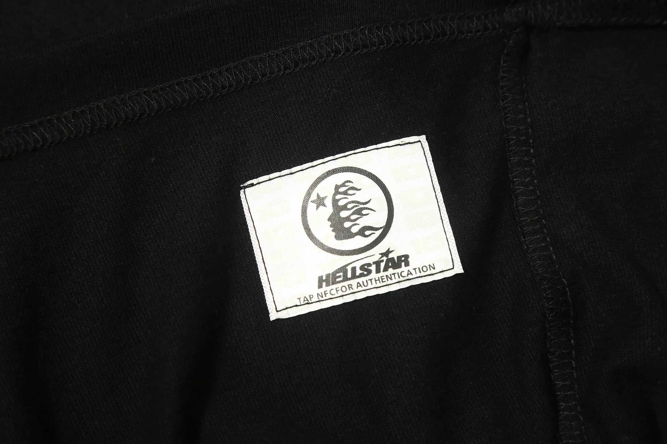 6605# P116 High quality Hell Hell Star BEAT US slogan printed casual retro men's and women's American fashion brand short-sleeved T-shirt Color: White Black Size: S M L XL