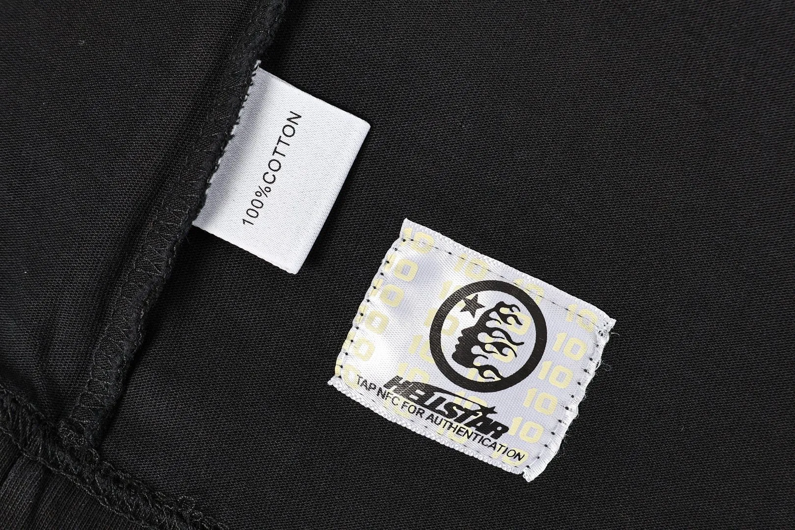 P124 Real-stock high-definition Hellstar Cross-border European and American style street brand pure cotton T-shirt Fabric (fabric): 32 pieces of 250g washed combed double yarn pure cotton Size (size): S-M- L- X L Color (colour): Washed black 👉