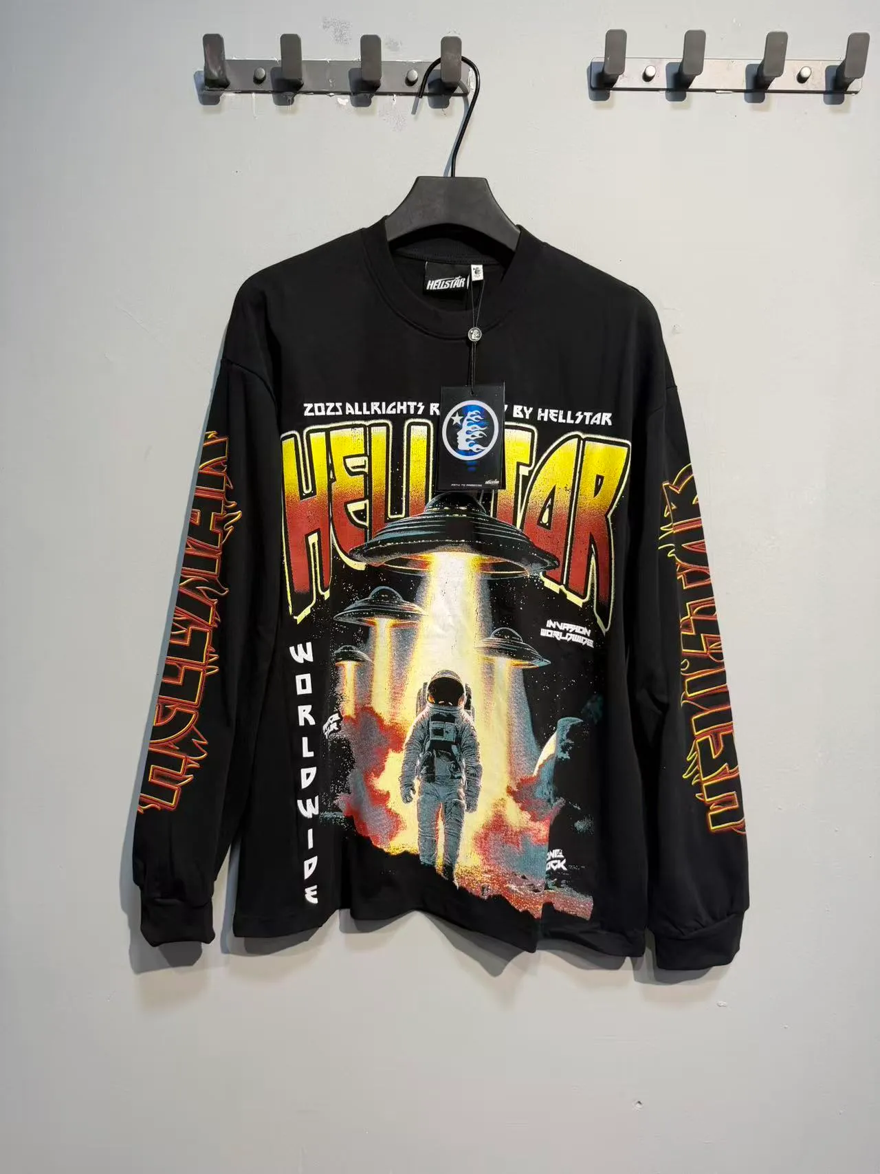 P140 Real stock Hellstar Cross-border European and American style/street brand pure cotton long-sleeved T-shirt Fabric (fabric): High-density 26-count 270-gram heavy combed double yarn pure cotton Size (size): S-M- L- X L Color (colour): Reactive black