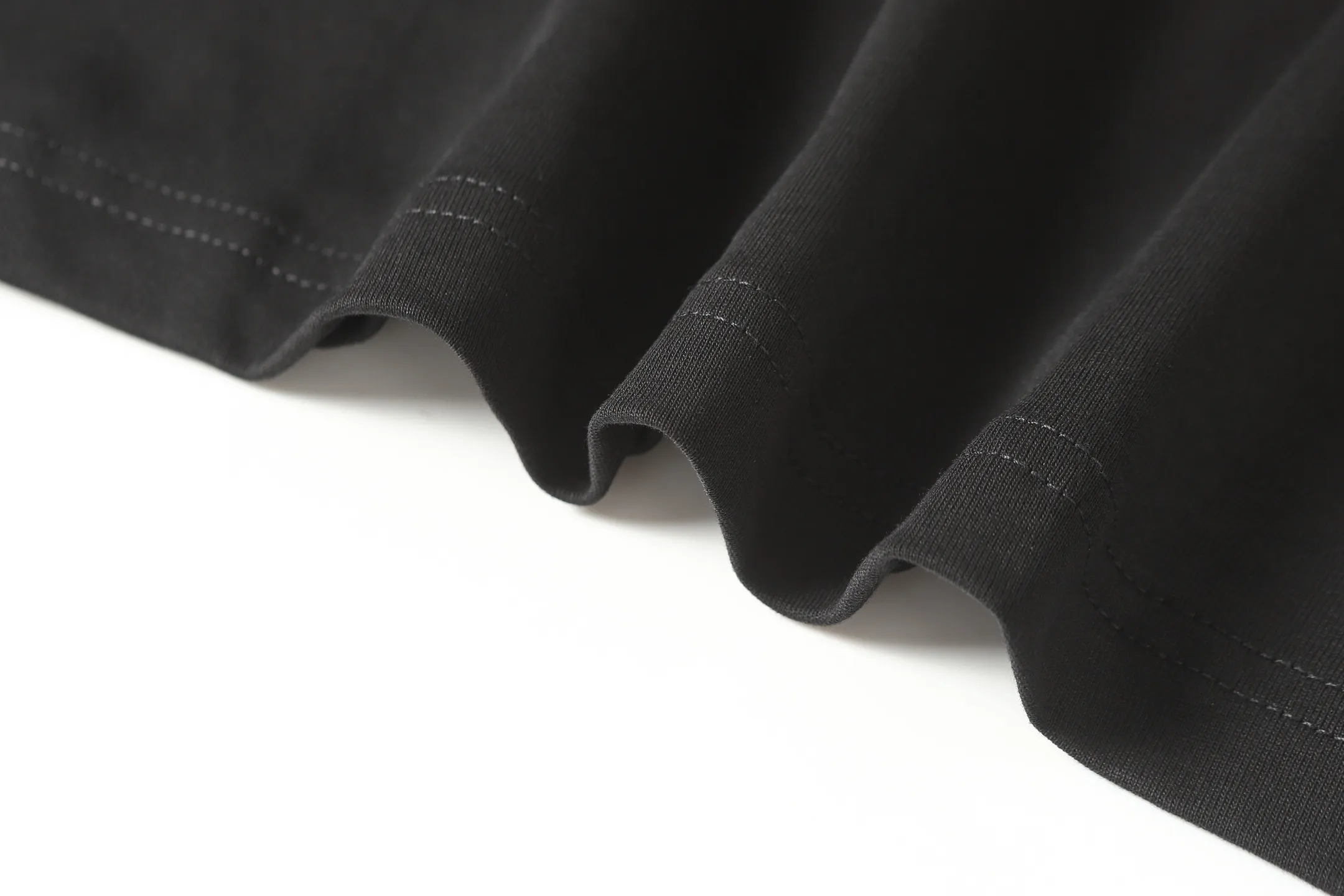 P116 Real-stock Hellstar Cross-border European and American style, street fashion brand pure cotton T-shirt Fabric (fabric): 32 pieces of 240g heavy combed double yarn pure cotton Size (size): S-M- L- X L Color (colour): black