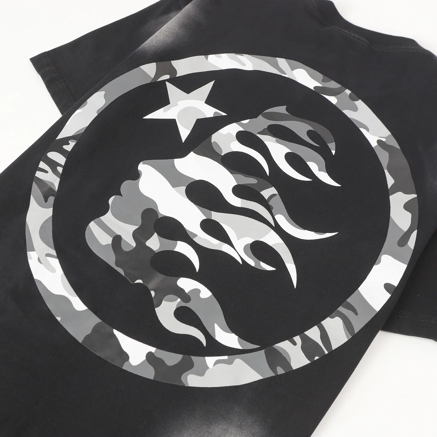 P124 Hellstar Hellstar Cross-border European and American style street fashion brand pure cotton T-shirt Fabric (fabric): 32 counts 250g washed combed double yarn pure cotton Size (size): S-M- L- X L Color (colour): Washed black (spray Ma Liu)