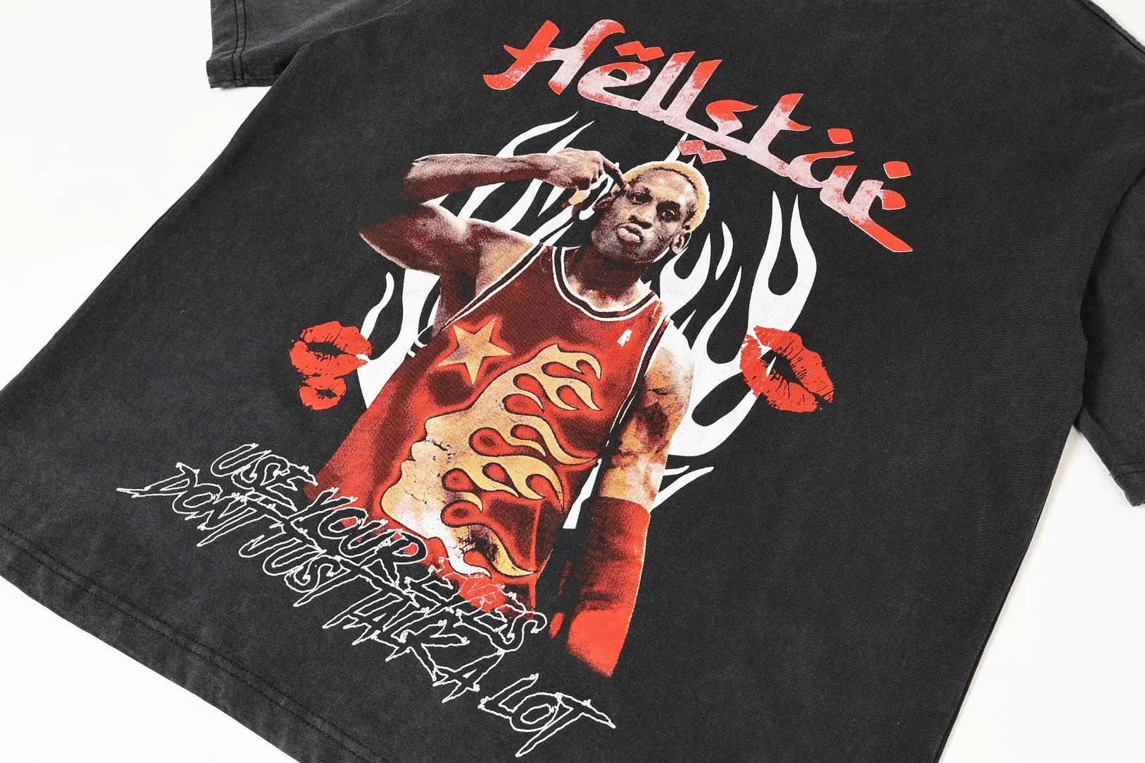 P124 Real-stock high-definition Hellstar Cross-border European and American style street brand pure cotton T-shirt Fabric (fabric): 32 pieces of 250g washed combed double yarn pure cotton Size (size): S-M- L- X L Color (colour): Washed black 👉