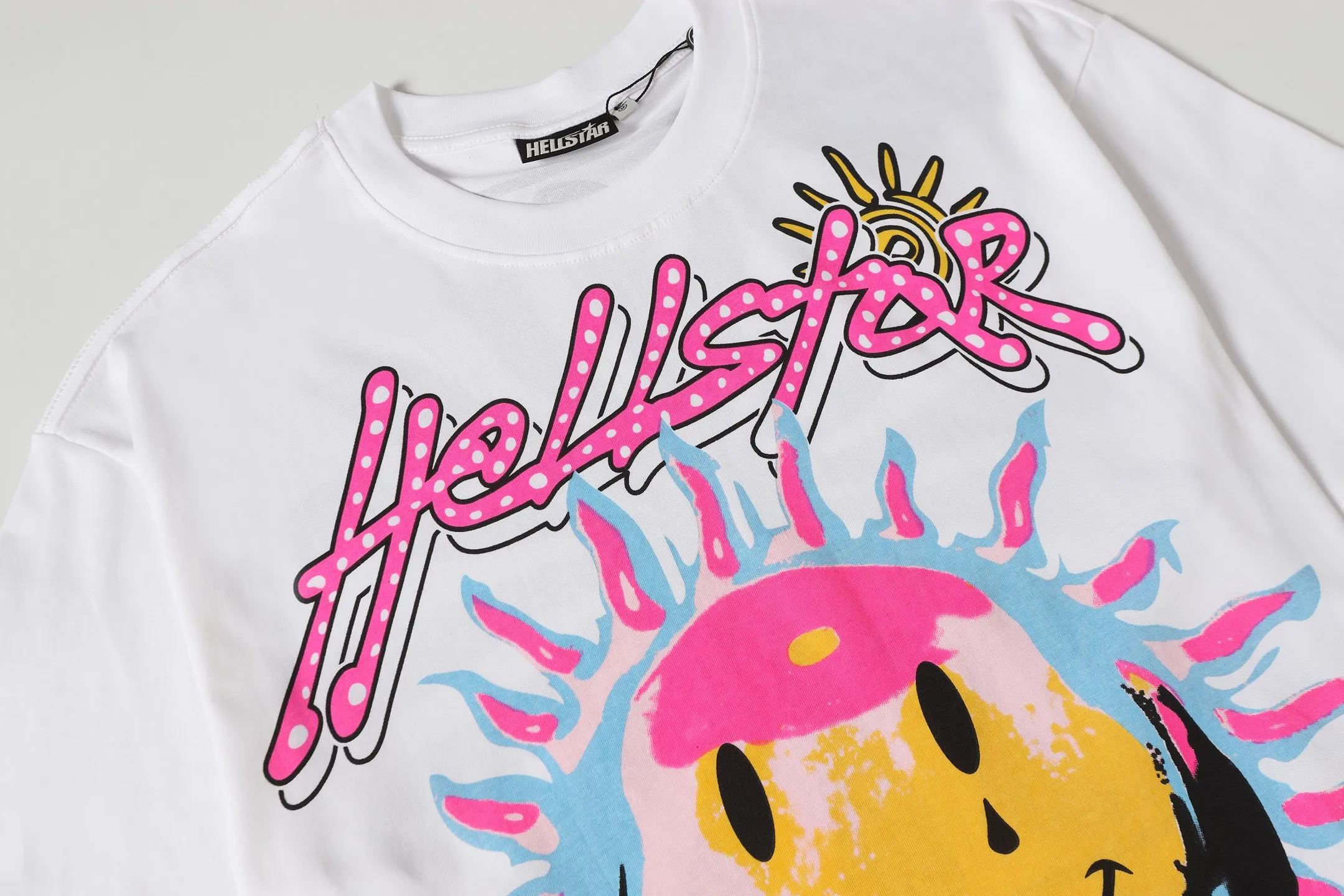 P108 Real-stock Hellstar Cross-border European and American style, street fashion brand pure cotton T-shirt Fabric (fabric): 32 counts of 240g heavy combed double yarn pure cotton Size (size): S-M- L- X L Color (colour): White 👉 👉 👉 👉