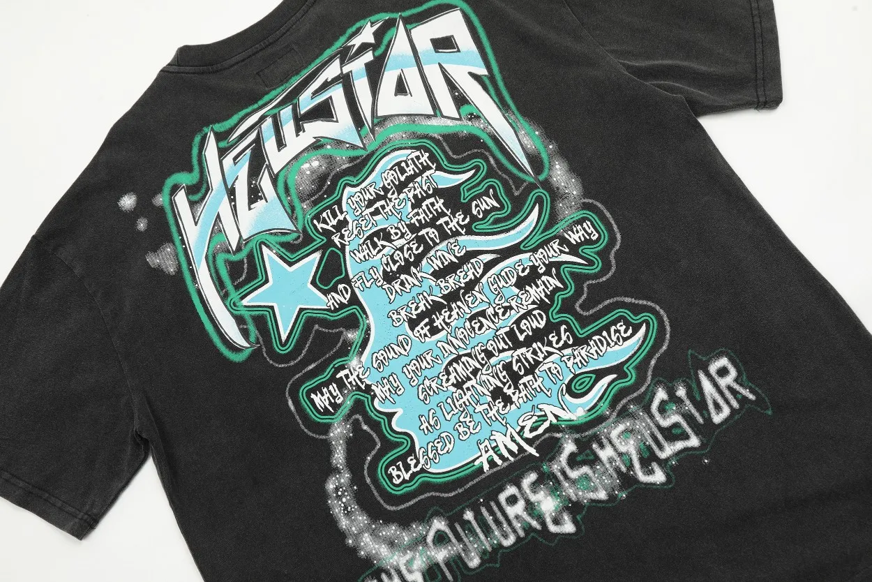 P126 Hellstar Studios The Future Short Sleeve Tee Shirt Washed Black Hellstar Future's washed and distressed short-sleeved T-shirt The new hot beauty trend Hellstar! Standard beauty and trendy workmanship, original customization (fabric, pattern, printing, hang tag, main mark, etc.), exaggerated style, explosive style, dare to break through tradition, bring adventurous new fashion experience!  YoungBoy, the most popular rapper in the youth circle, has shot a lot of models for him, and celebrities such as Dababy and Swae Lee frequently get dressed!  color: Vintage Black (washed black) size: S, M, L, XL