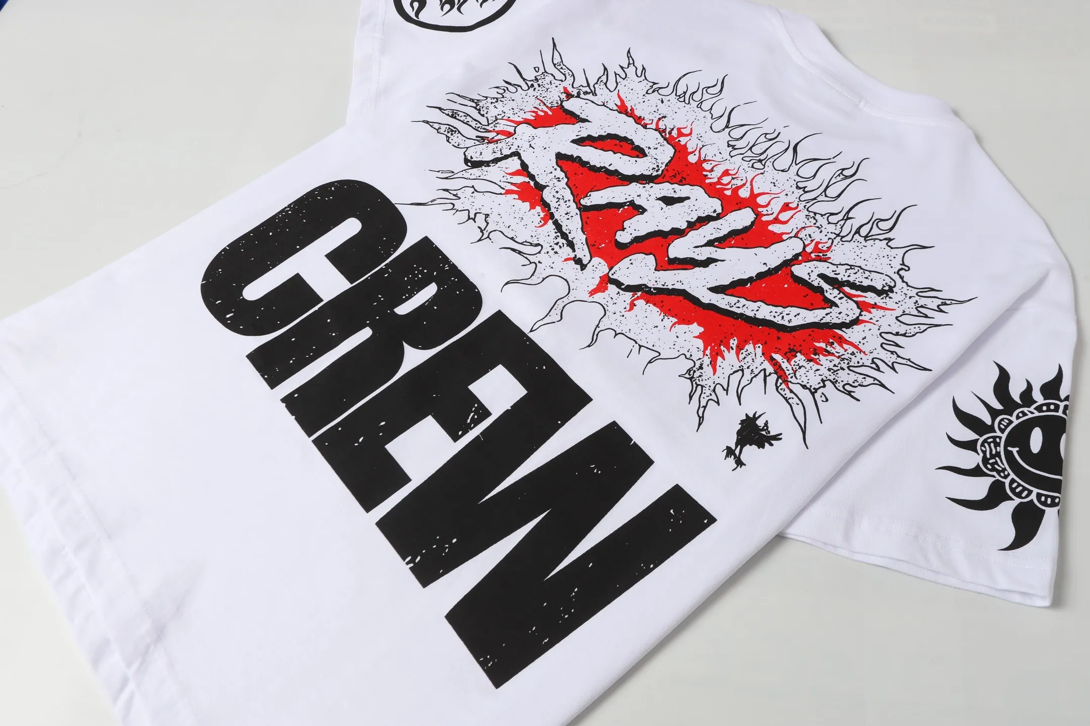P108 Real-stock Hellstar Cross-border European and American style, street fashion brand pure cotton T-shirt Fabric (fabric): 32 pieces of 240g heavy combed double yarn pure cotton Size (size): S-M- L- X L Color (colour): white
