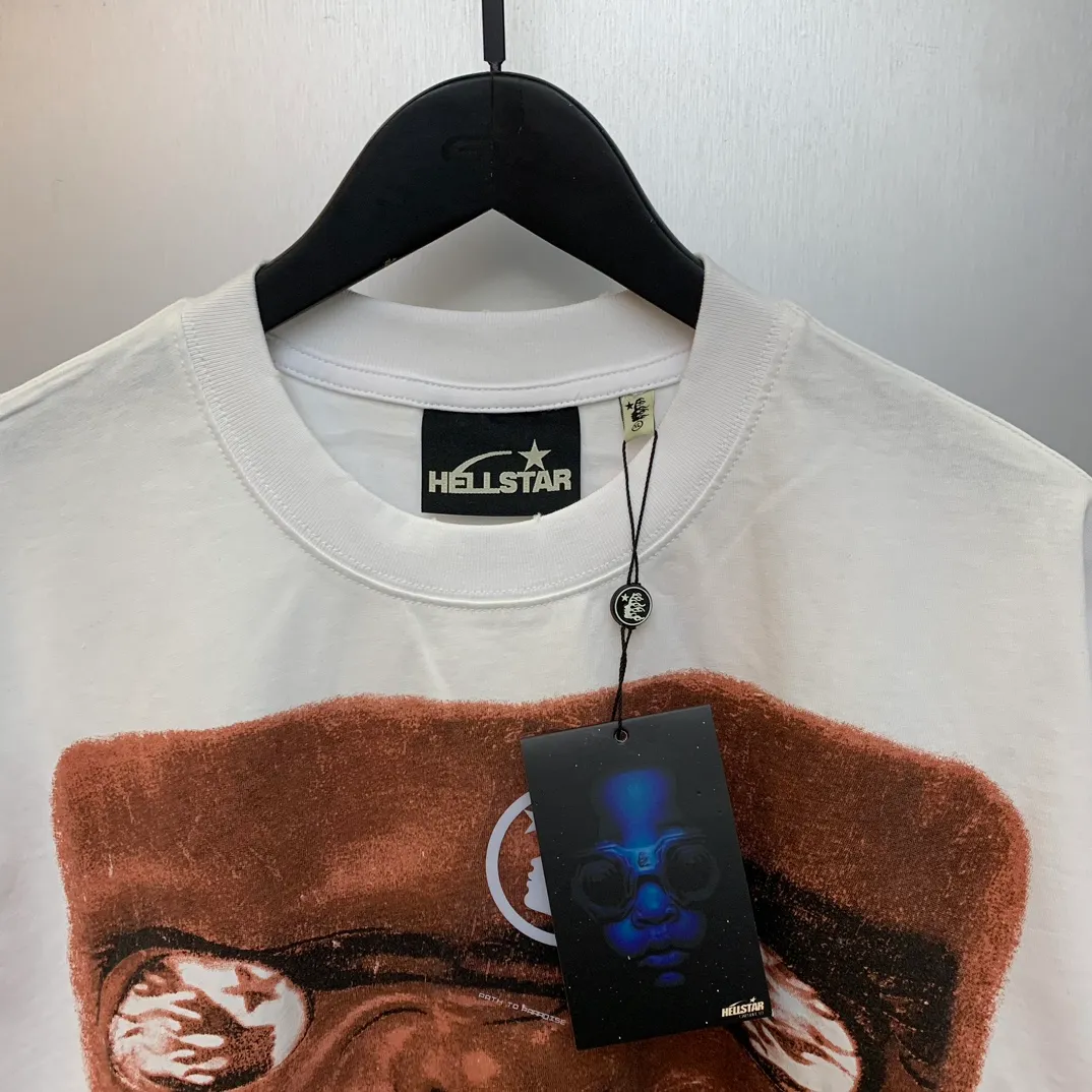 P134 HELLSTAR CHUCKY T SHIRT HALLOWEEN Washed and ripped high-quality pure cotton T-shirt short-sleeve. The new hot beauty trend Hellstar!  Standard beauty and trendy workmanship, original customization (fabric, pattern, printing, hang tag, main mark, etc.), exaggerated style, explosive style, dare to break through tradition, bring adventurous new fashion experience!   YoungBoy, the most popular rapper in the youth circle, has shot a lot of models for him, and celebrities such as Dababy and Swae Lee frequently get dressed!  color: white Size: S, M, L, XL