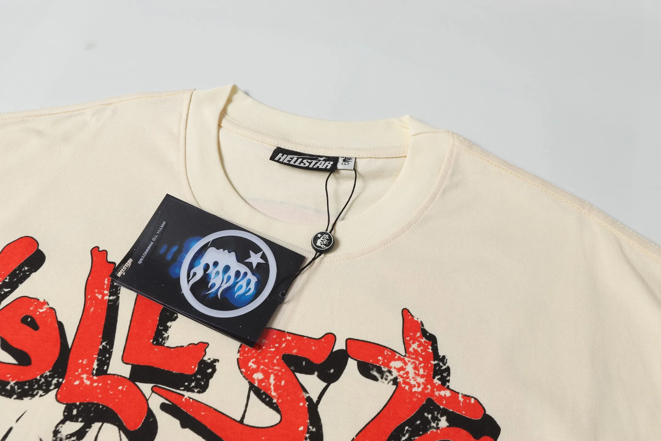 P108 Real-stock Hellstar Cross-border European and American style, street brand pure cotton T-shirt Fabric (fabric): 32 counts of 240g heavy combed double yarn pure cotton Size (size): S-M- L- X L Color (colour): black/white/apricot 👉 👉