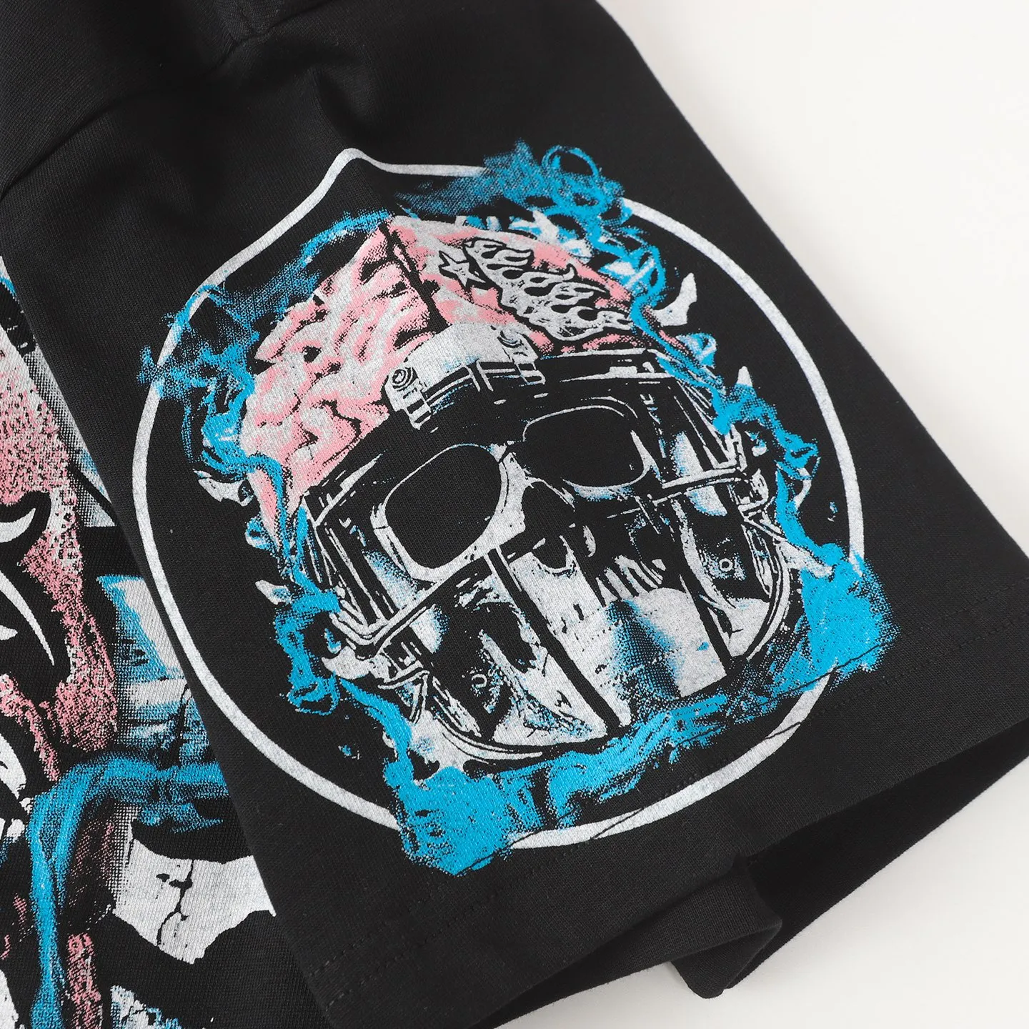 P108 Real-stock Hellstar Cross-border European and American style, street fashion brand pure cotton T-shirt Fabric (fabric): 32 pieces of 240g heavy combed double yarn pure cotton Size (size): S-M- L- X L Color (colour): black