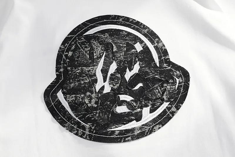 P180 MONCLER 2025 spring and summer new style, personalized denim embroidery, round neck short-sleeved T-shirt, fashionable men and women, S M L XL XXL five sizes black white