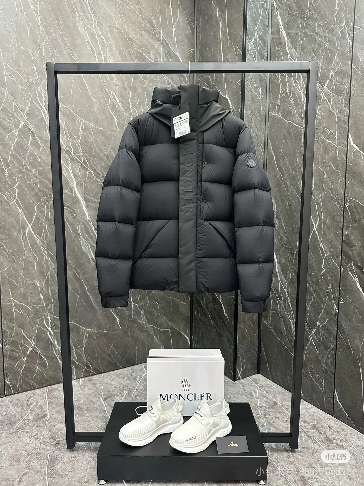 P760 Moncler. Black Warrior Black Beige Gray Size 12345