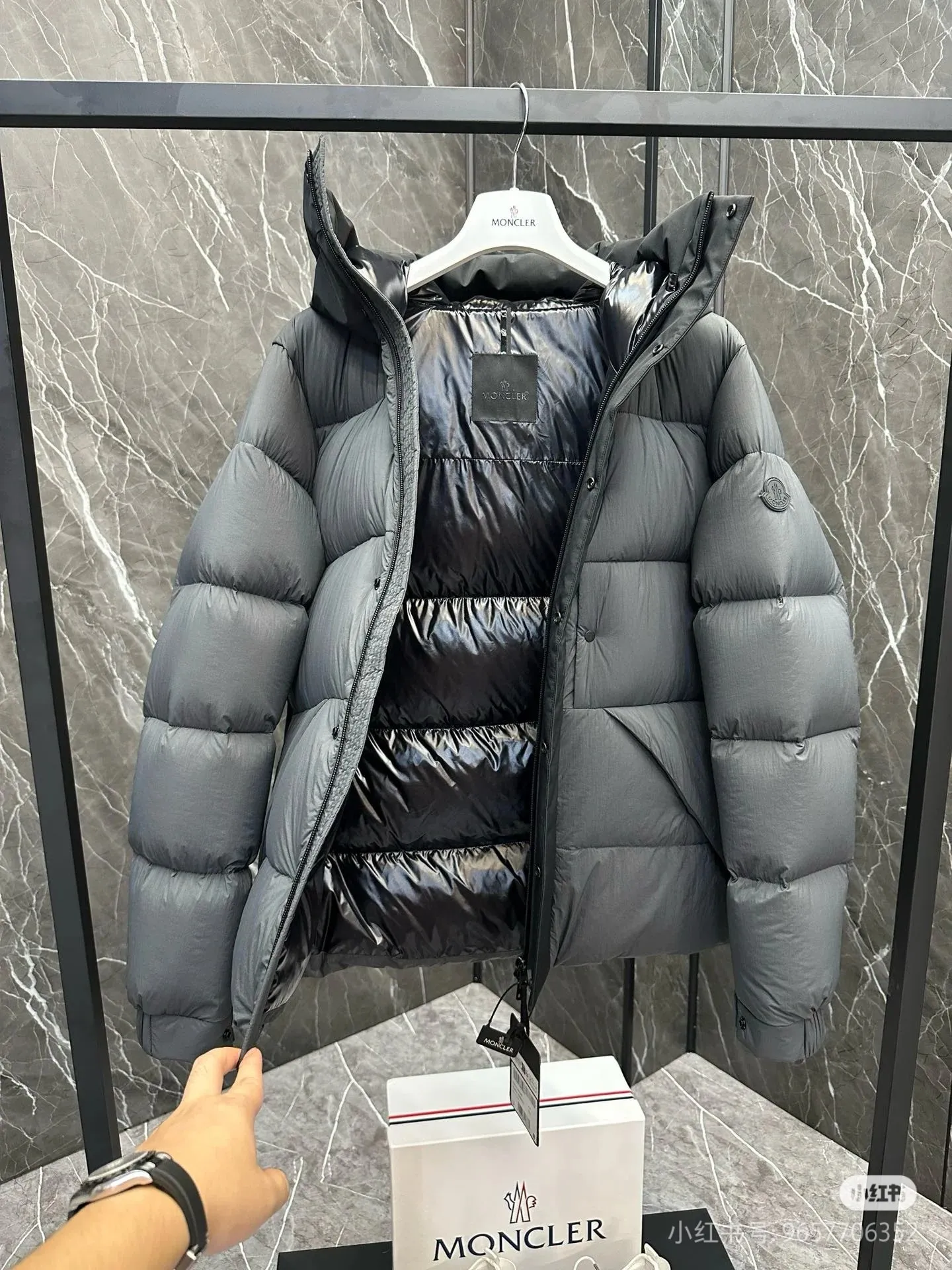 P760 Moncler. Black Warrior Black Beige Gray Size 12345
