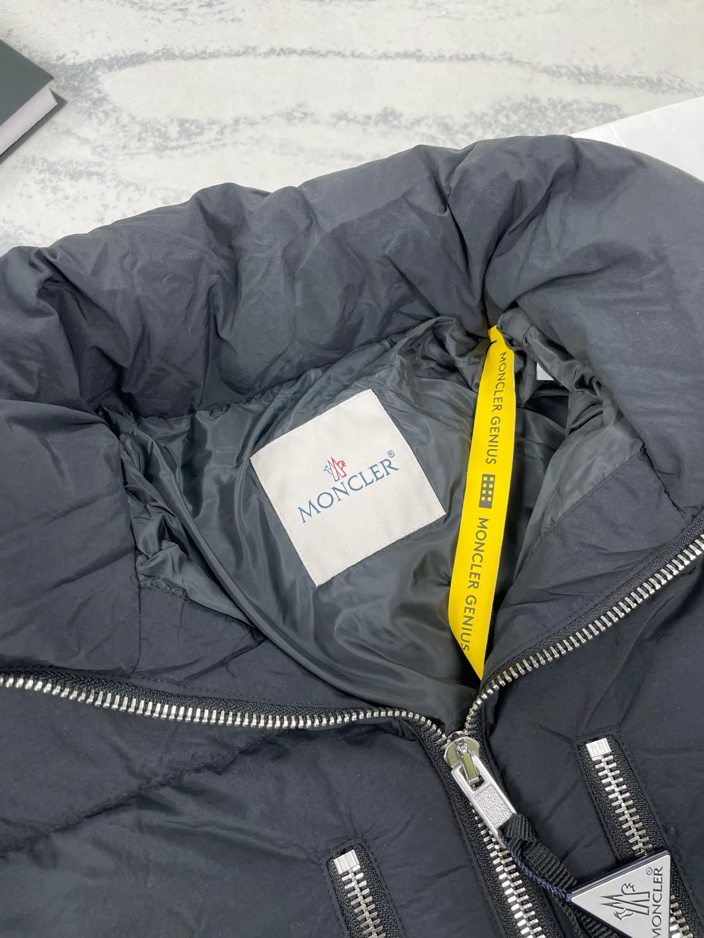 P1230 (high version) Moncler-Mask-25ssMONCLER GENIUS × Willow Smith joint model Double-ended zipper adjustable cuffs embroidered logo patch 90 down down jacket Size: 0 1 2 3 4