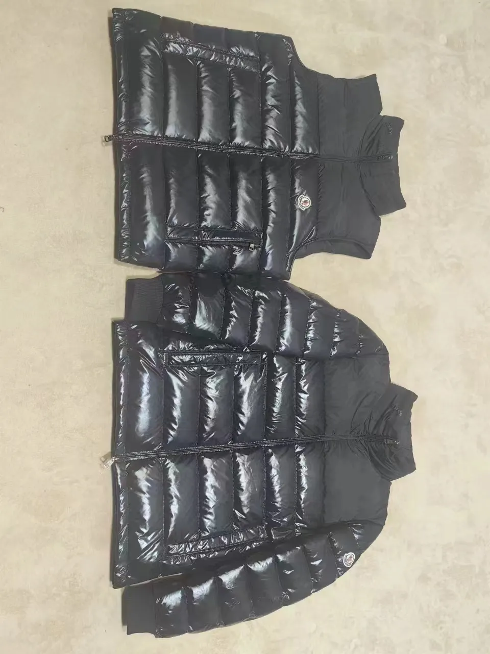P720 #911# Domestic spot Moncler 24 new style men's black splicing down vest
