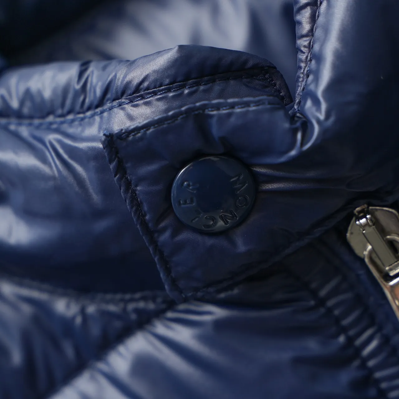 P900 MONCLER | Mengkou 06 thin couple stand collar down jacket Color: dark blue Size: 1-7