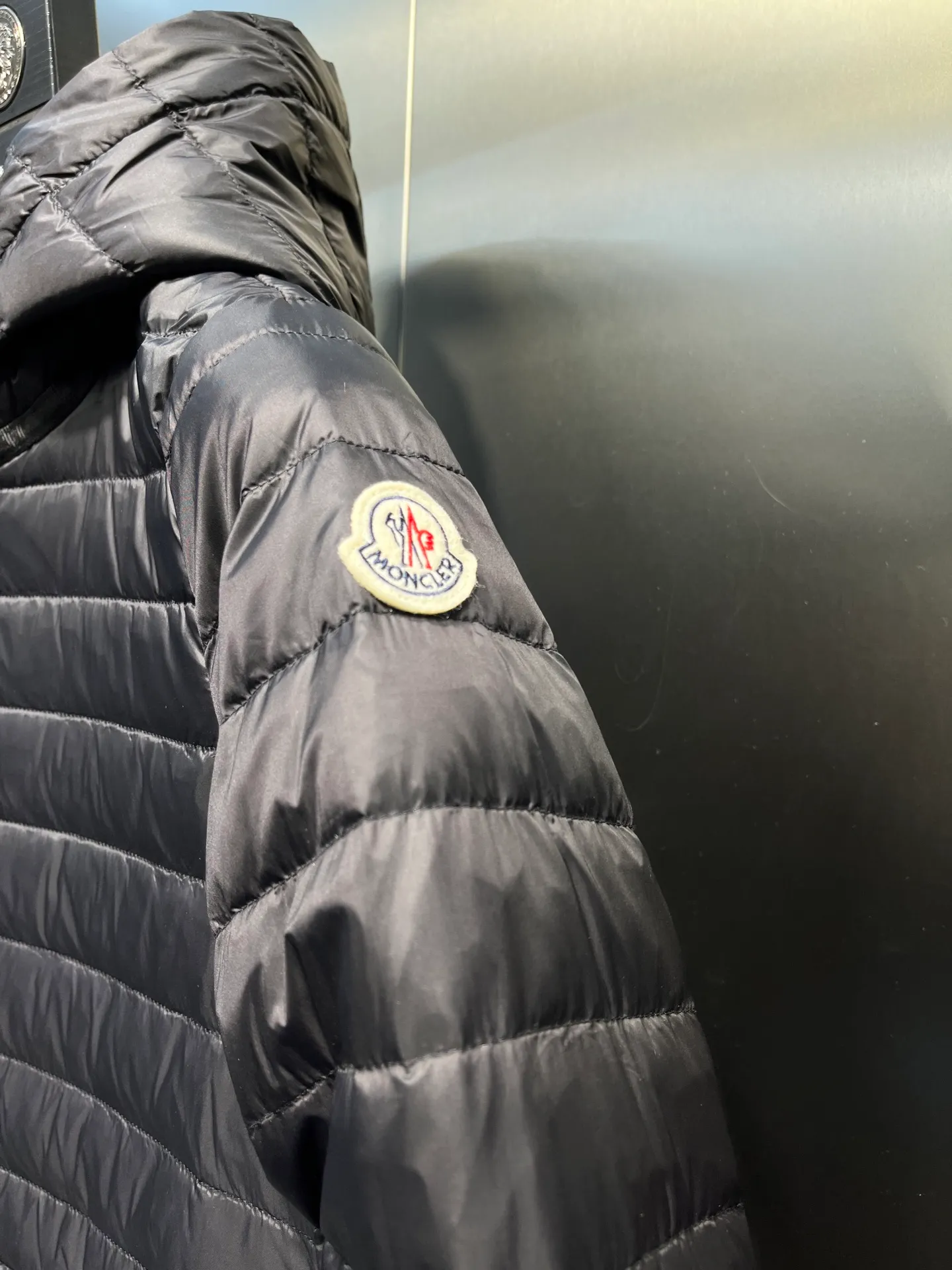 P660 moncler raie 🌟 Lightweight hooded parka down jacket with hanging effect😍 90 national standard large white duck down, 200 grams of down filling, two layers of anti-run velvet gallbladder, exquisite hardware and exquisite workmanship size: 1234
