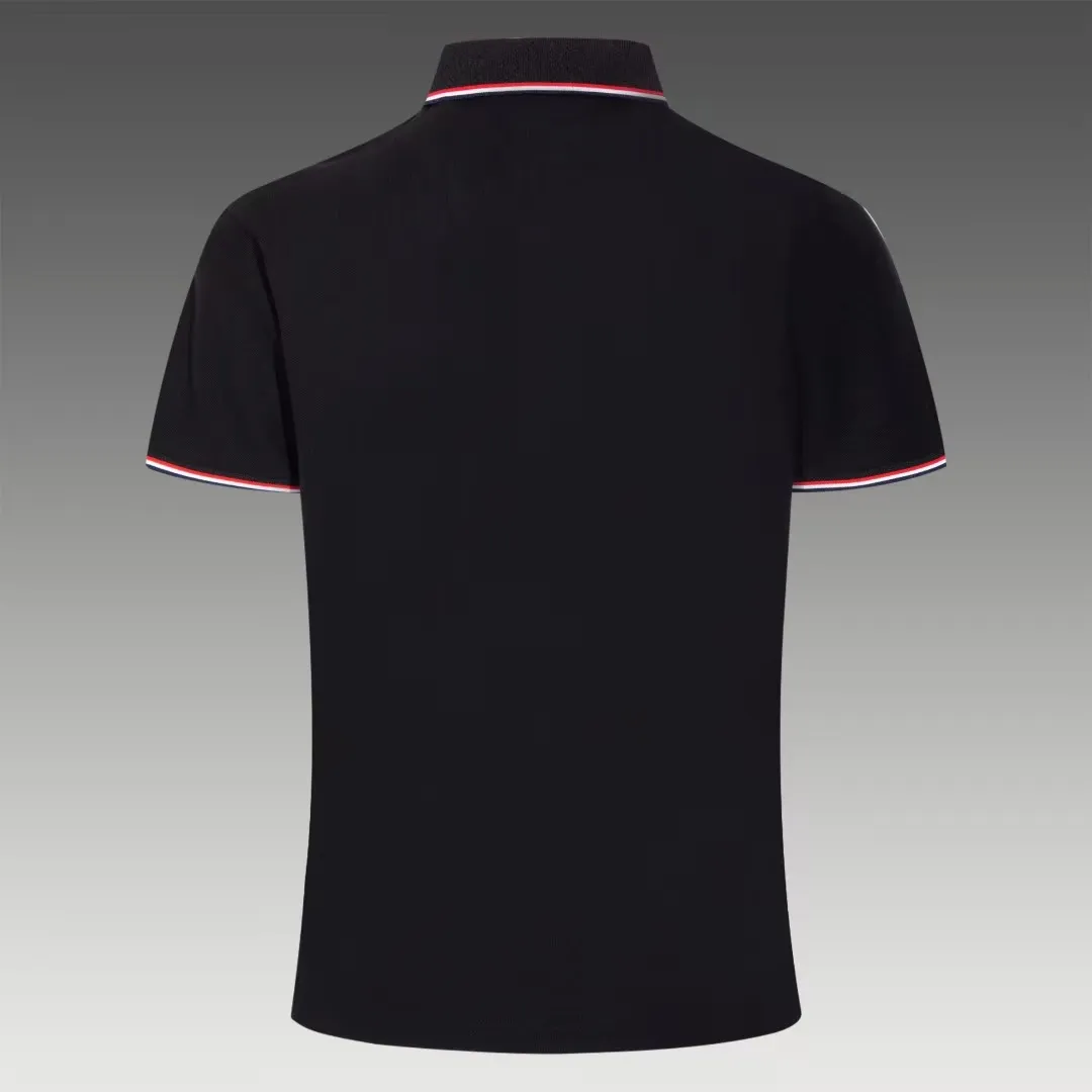 P190 Complete with three standards] MONCLER~ MONCLER 2024 summer new high-quality lapel short-sleeved POLO shirt, counter-customized fabric, high breathability and comfort, impeccable details, brand element design concept, reflecting high quality. It feels delicate and soft! It presents a casual cut and the upper body shape is great! The chest is filled with three-dimensional embroidery of the brand LOGO to highlight quality and luxury. Color: black/white Size: M~3XL