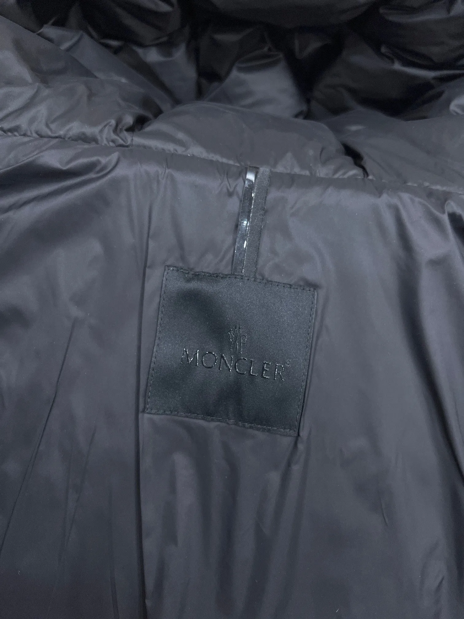 P880 exclusive top version moncler Fusain men's hooded short down jacket color black gray code number 12345