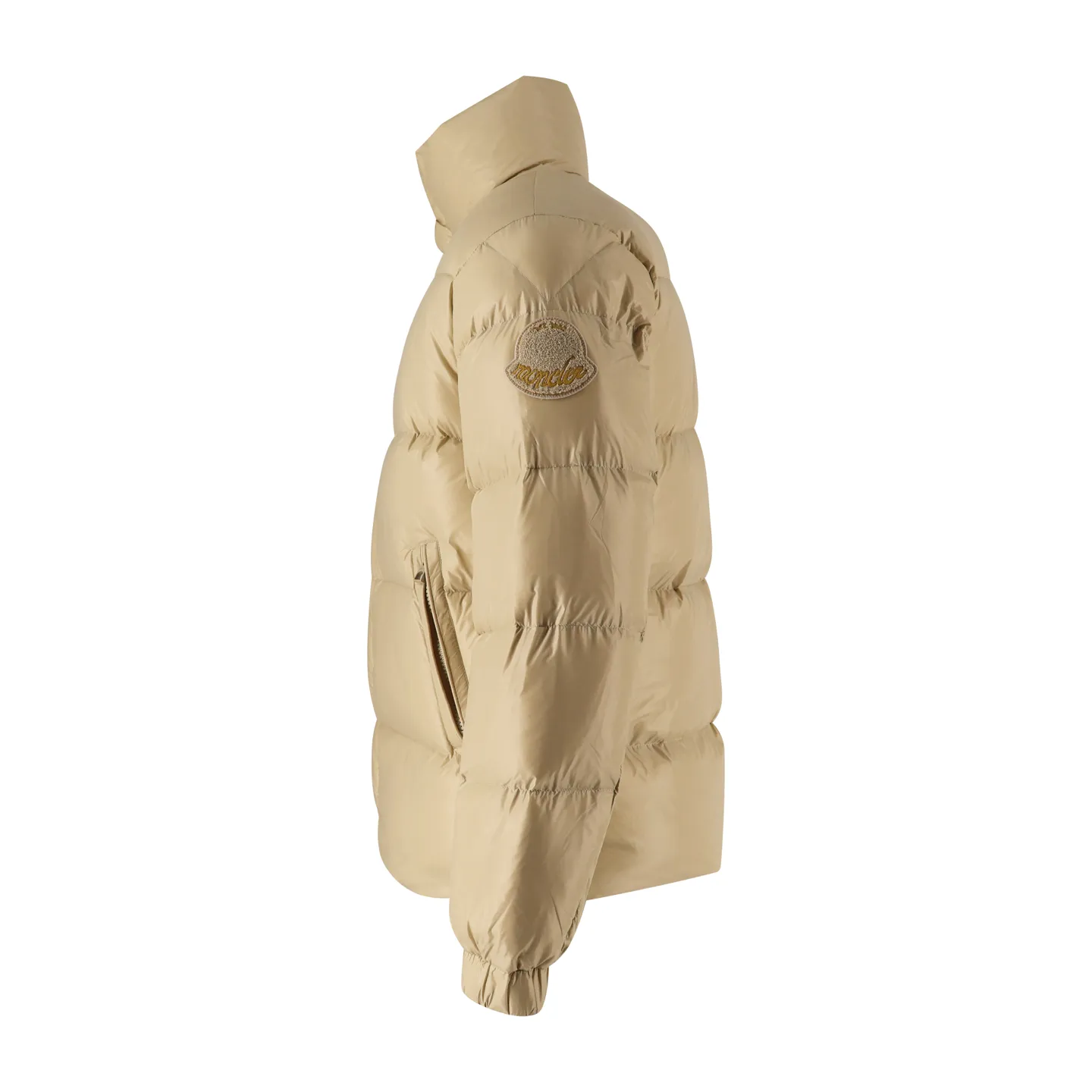 P1110 Moncler 1952 white fat man down jacket (yellow), DERVOX limited color matching, 1952 co-branded men's goose down stand-up collar thick bread, can be made as a couple's version. 95% European standard gooseneck down filling. The filling is extremely full. 700+ fill power. The tag barcode model number corresponds to the official website. The tag has built-in NFC electronic sensor for anti-counterfeiting) Dervox down is made of lightweight nylon laqué fabric, which is comfortable and warm without being heavy. This short style features an internal shoulder strap that can be carried as a carry when the weather heats up, making it ideal for urban or alpine wear. Made in pop tones, it's finished with a bold logo patch. Details Made of lightweight nvlon laqué fabric. Size:1-2-3-4-5