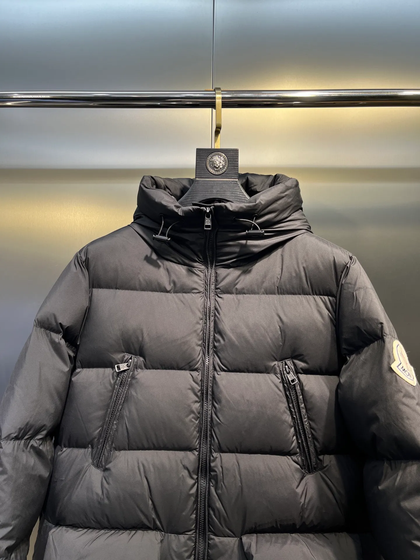 P1060 moncler🌟 Meng Mouth Exclusive Hot Style 2025 Autumn and Winter New Long Down Jacket Original Customized Hardware Accessories All Imported Original Customization Welcome to Compare Absolutely High Quality Made of Top-grade 90 White Duck Down Super Soft Filled with Fluffy and Full Super Heavy Workmanship Fabrics with Excellent Workmanship Perfect Version Note The Fabric is Super Comfortable Exclusive Model Non-Market Goods Uniform Sizes for Men and Women Size: 12345