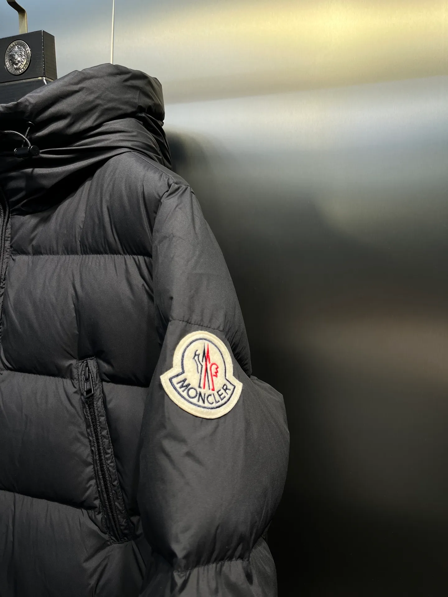 P1060 moncler🌟 Meng Mouth Exclusive Hot Style 2025 Autumn and Winter New Long Down Jacket Original Customized Hardware Accessories All Imported Original Customization Welcome to Compare Absolutely High Quality Made of Top-grade 90 White Duck Down Super Soft Filled with Fluffy and Full Super Heavy Workmanship Fabrics with Excellent Workmanship Perfect Version Note The Fabric is Super Comfortable Exclusive Model Non-Market Goods Uniform Sizes for Men and Women Size: 12345