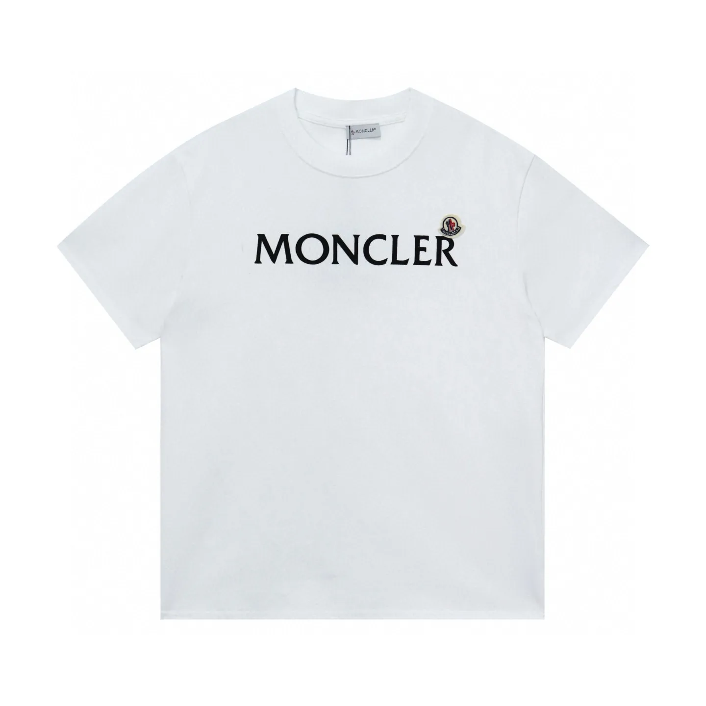 P136 Style No.: 841 〈MONCLER〉The price of the hood is actually quite advantageous. Those who have been to the counters should know that the price of the hood is not much cheaper than that of Gucci Burberry. It is just relatively low-key and unwilling to hype. It is a picture that you want to buy or not. It has an arrogant existence... Exclusively customized 270 grams of 32-count double yarn smooth cotton. The texture is very soft and comfortable. 100% different from the top fabrics in the market (does not shrink, deform, or pill). Matched with 320g 1*1 thread (the thread of the fabric is dyed in the same vat, no color difference, the thread is not easy to deform) Color: Black White Royal Blue Burgundy Code Number: S-XL