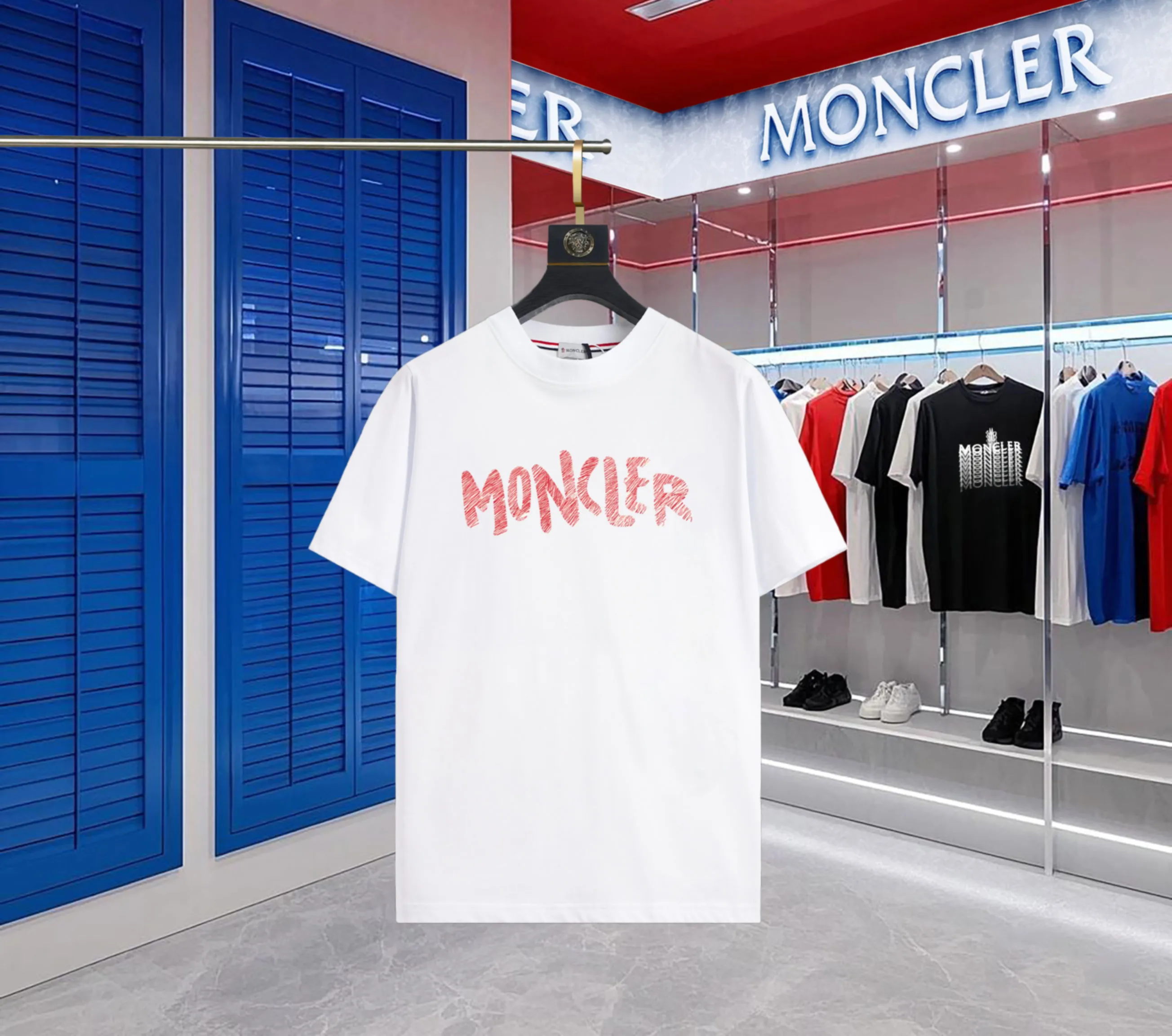 P140 💰Upgraded version "Mobile phone smart sensor ~ NFC chip armband ~ direct access to the official website for anti-counterfeiting" "Moncler ~ Mouth Mouth" 2025 new high-quality round neck short-sleeved T-shirt. The cuffs have imported embroidered labels. Customized dyeing, very comfortable to touch. Super versatile and good-looking short-sleeved. Complete with three labels. Non-market ordinary version. Feel free to compare. Quality is absolutely guaranteed! ‼ First of all, this original fabric is all custom-woven with 32-count double yarn fabric, 250G, and the weight is the same‼ Fine workmanship, double waistcoat method, double waistcoat method, double waistcoat method makes the whole dress more three-dimensional, which is not a craft that ordinary T-shirts can achieve🤪 Size: S-M-L-XL-2XL Color: black, white, apricot, same style for men and women