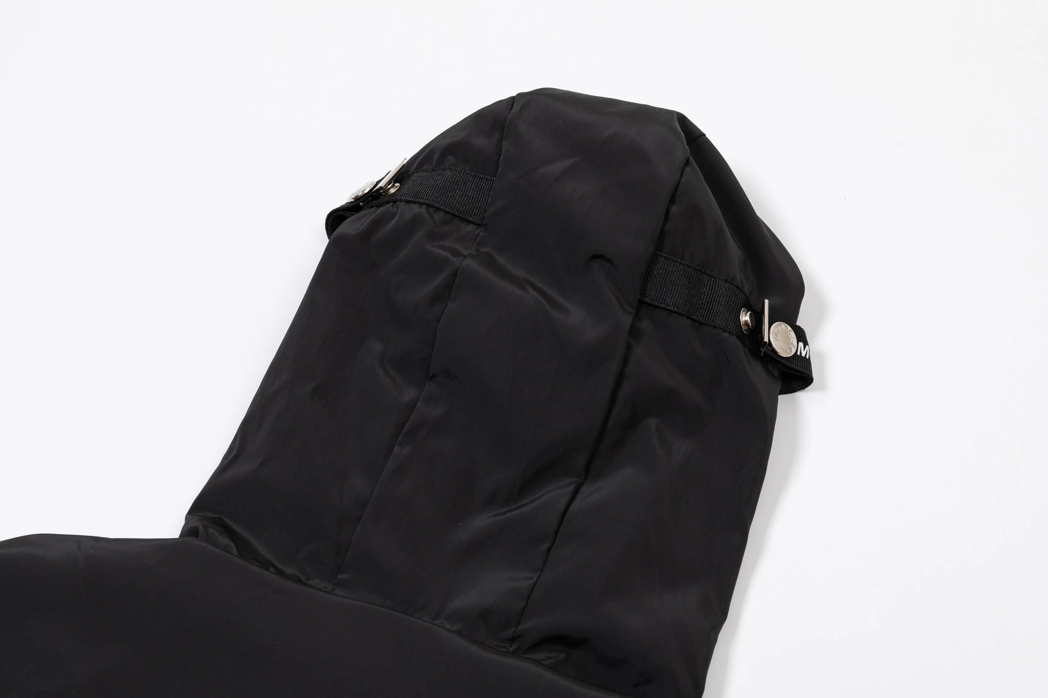 P340 MONCLER 2025 new autumn and winter hooded windbreaker jacket, synchronized with the official website. Stylish style, rigorous workmanship, neat wiring, good upper body effect, original custom-made hardware zipper, code number: M-3XL, color: picture color