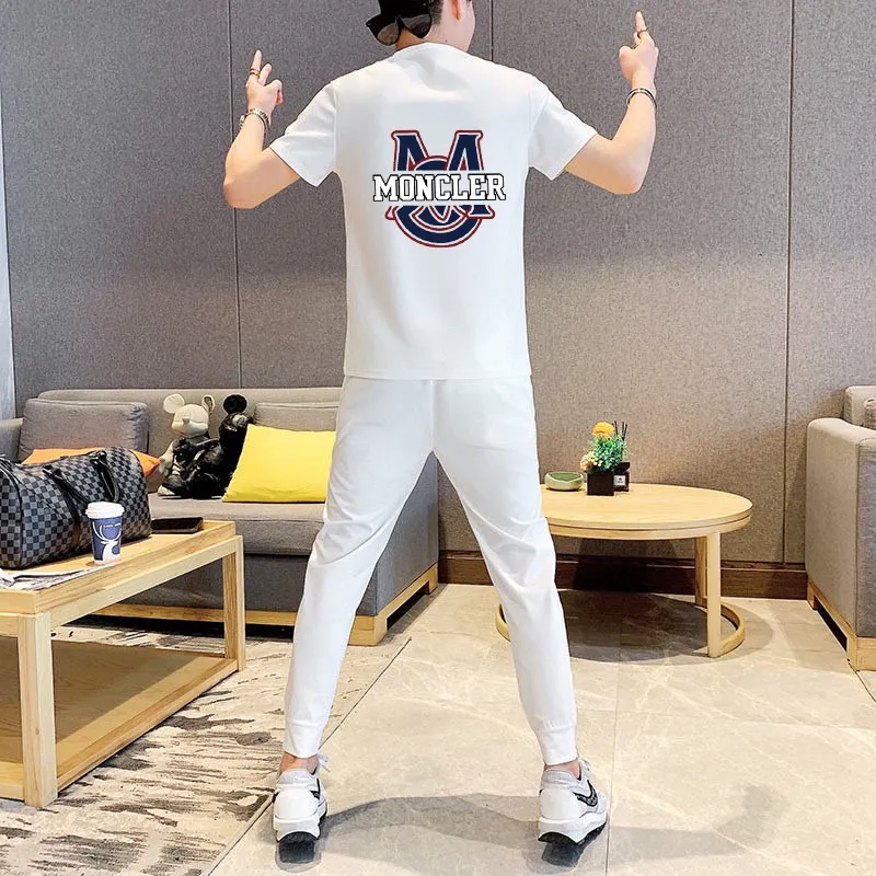 P330 [MONCLER Mouth Mouth] (Fat Man's Gospel) The same style as the 2025 official website. World-renowned luxury brand. Summer men's (double mercerized) high-quality 🐂 suit. It is made of imported original single fabrics. It is a fashion trend of the season and a versatile hit. Simple and elegant, precise workmanship allows you to be at the top of fashion. Size: M-5XL (can be worn up to 220 pounds)