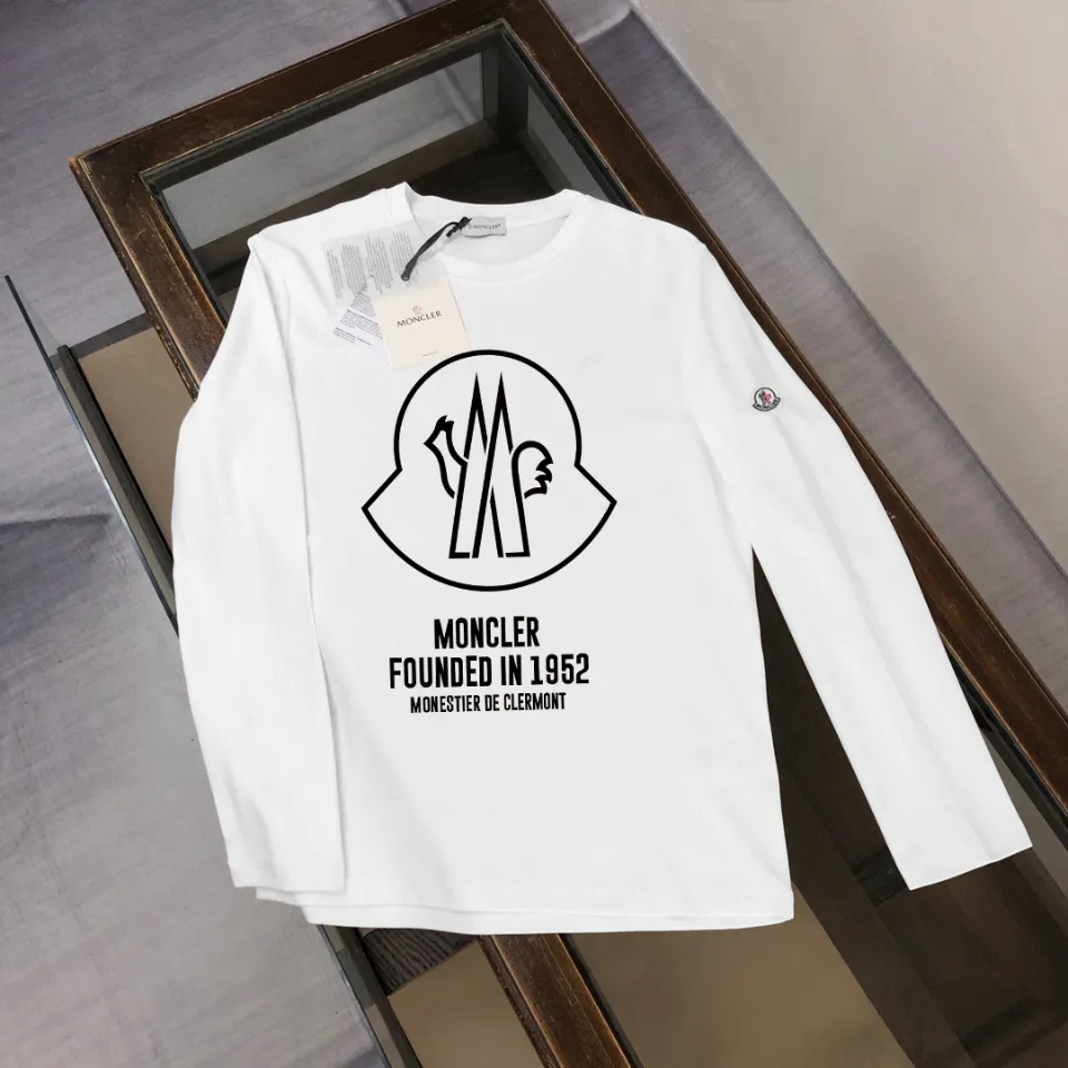 P180, a non-off-the-shelf model, you can trust it. Moncler printed long-sleeved T-shirt, 240g breathable cotton fabric, very soft and comfortable texture, does not shrink, does not deform, does not ball), can be worn alone as a base layer. Original customized accessories, collar label, care mark, hangtag, packaging (perfect details) Color: White Black Size: XS S M L