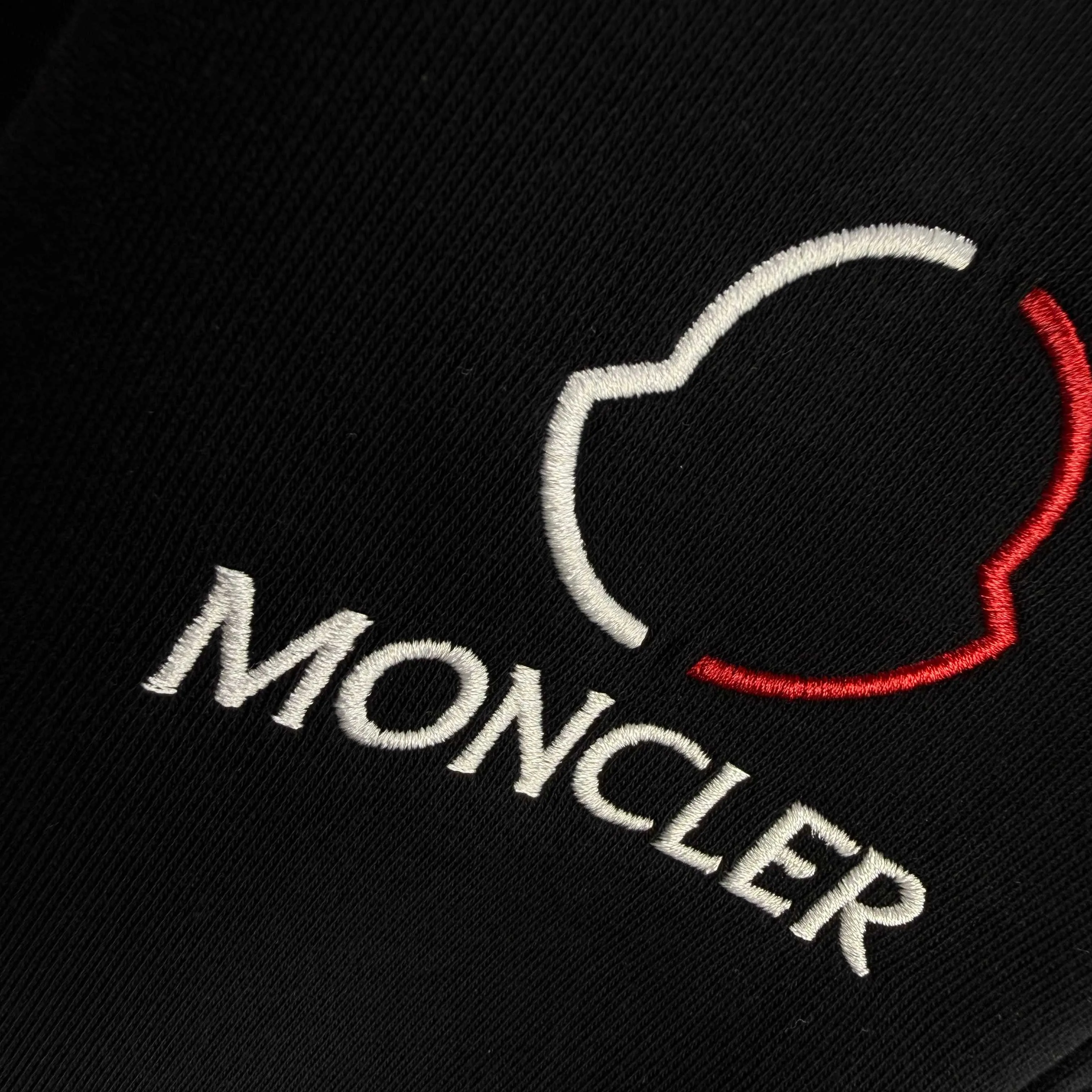 P310 MONCLER* Mouthless 2025 new autumn embroidered classic flat-legged casual sweatpants, same style for men and women. The fabric is made of 380g high-density double-sided Chinese custom fabric. No deformation, no shrinkage, three-dimensional drape. Color: black, navy blue, size: M-XXXL