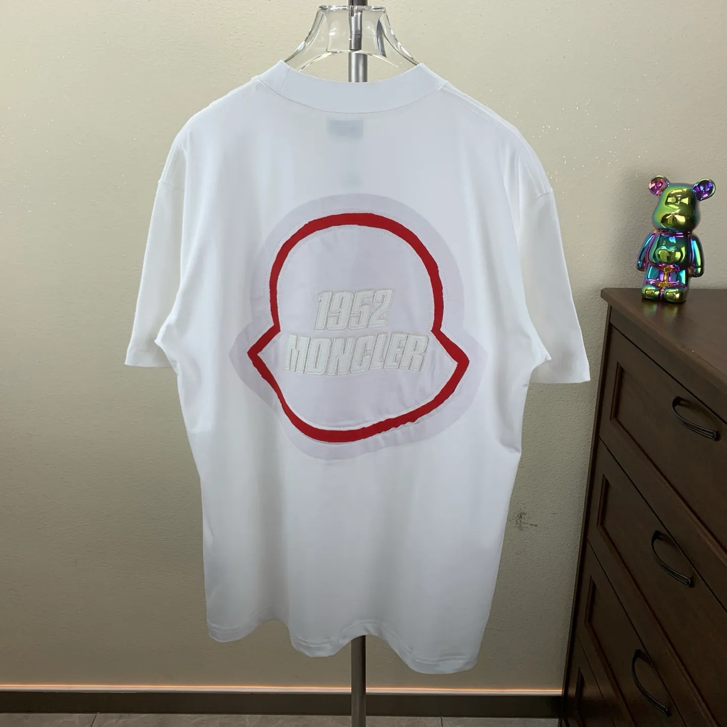 P170 MONCLER 2025 spring and summer new model, trendy hollow patch embroidery, round neck short-sleeved T-shirt, fashionable men and women, S M L XL XXL five sizes black white