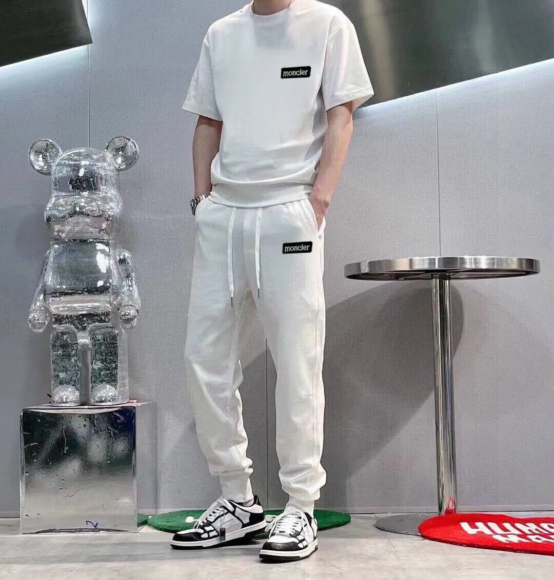 P320 [MONCLER] (Fat Man's Gospel) The same style as the 2025 official website. World-renowned luxury brand. Summer men's (double mercerized) high-quality 🐂 suit. It is made of imported original fabrics. It is a trendy style of the season and a versatile hit. Simple and elegant, precise workmanship allows you to be at the top of fashion. Size: M-5XL (can be worn up to 220 pounds)