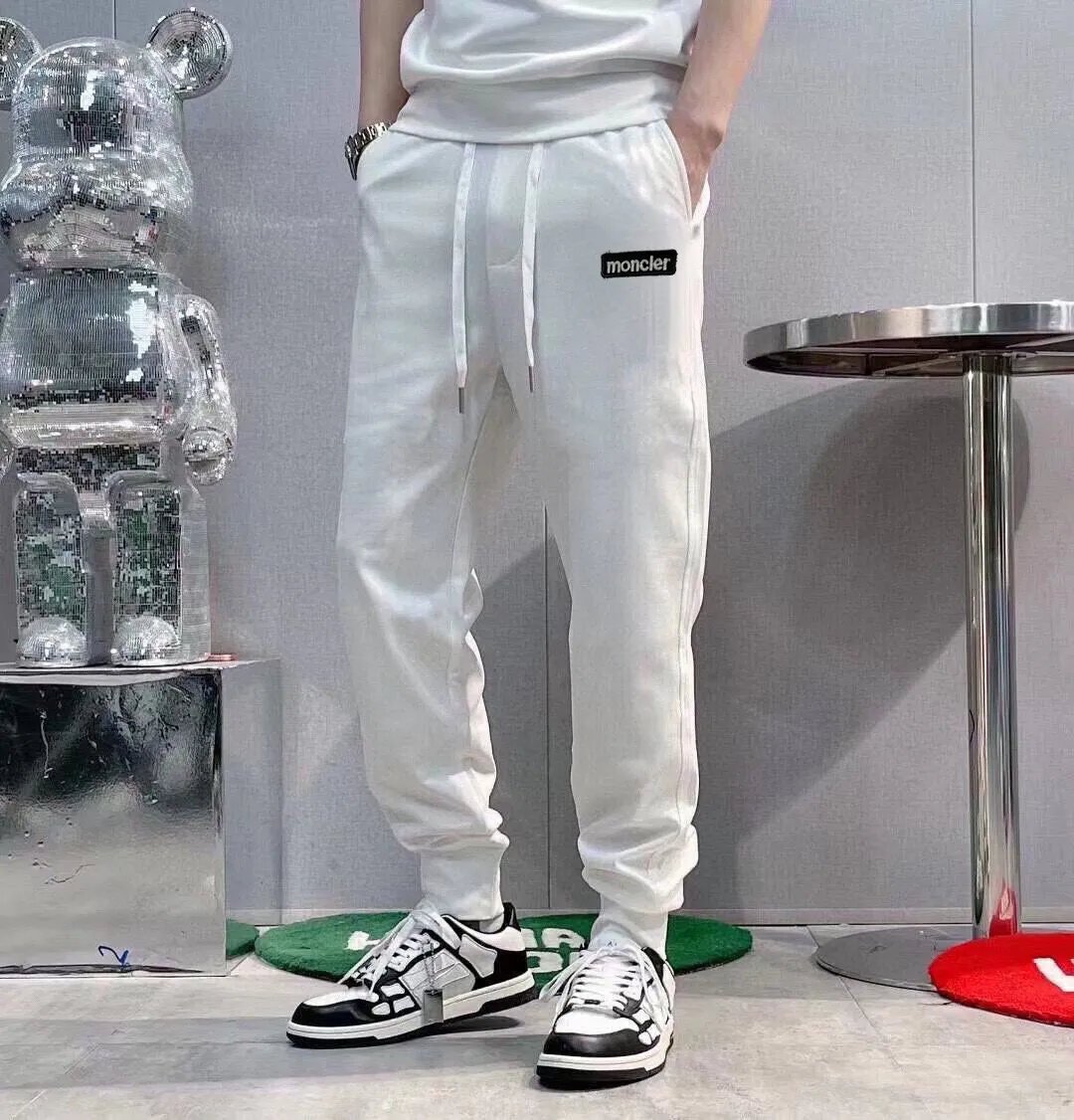 P320 [MONCLER] (Fat Man's Gospel) The same style as the 2025 official website. World-renowned luxury brand. Summer men's (double mercerized) high-quality 🐂 suit. It is made of imported original fabrics. It is a trendy style of the season and a versatile hit. Simple and elegant, precise workmanship allows you to be at the top of fashion. Size: M-5XL (can be worn up to 220 pounds)