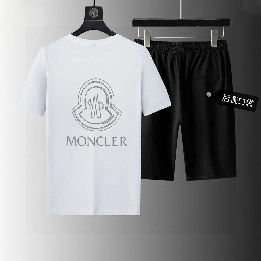 P280 Brand [MONCLER] 2025 new men’s short-sleeved shorts suit! Synchronous sales on the official website! High-end version on the market! It feels delicate and soft! Make you more comfortable to wear! The draped silhouette is awesome! Size: M-5XL (please state your height and weight when placing an order)