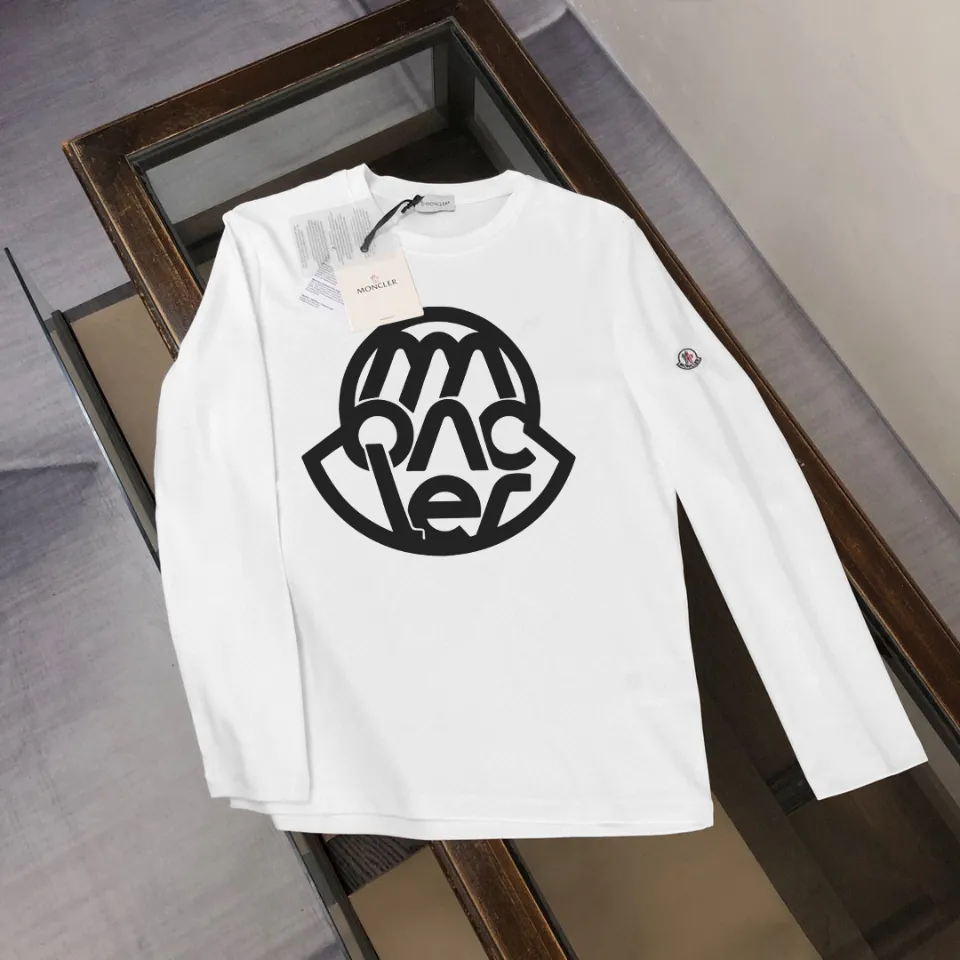 P180, a non-off-the-shelf model, you can trust it. Moncler printed long-sleeved T-shirt, 240g breathable cotton fabric, very soft and comfortable texture, does not shrink, does not deform, does not ball), can be worn alone as a base layer. Original customized accessories, collar label, care mark, hangtag, packaging (perfect details) Color: White Black Size: XS S M L