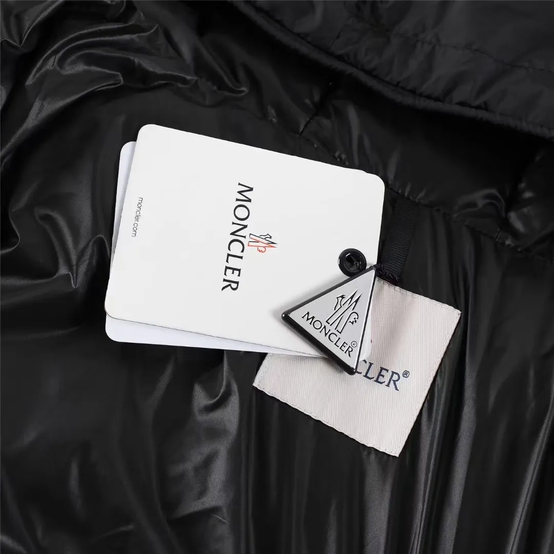 P760 Moncler aubert white stand-collar down jacket, super nice new style, a-line short style, color: black, size: 12345