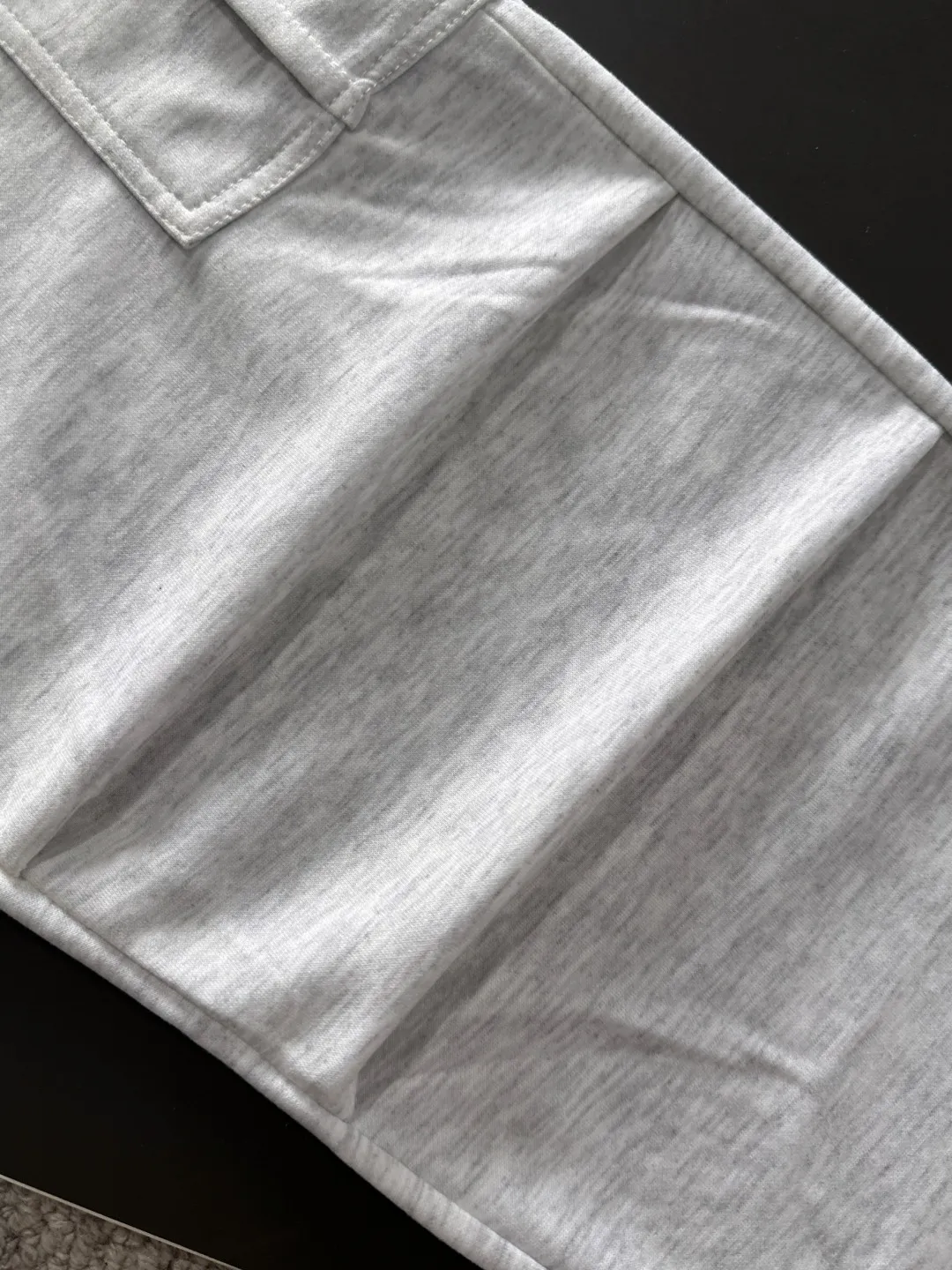 Next day shipment P360 MONCLER/Mongoose Exclusive first release of 25ss autumn and winter new high-quality trousers Compare real-life details at will A perfect choice for autumn and winter, a must-have item. Sizes: M to 3XL (please state your height and weight when placing an order)