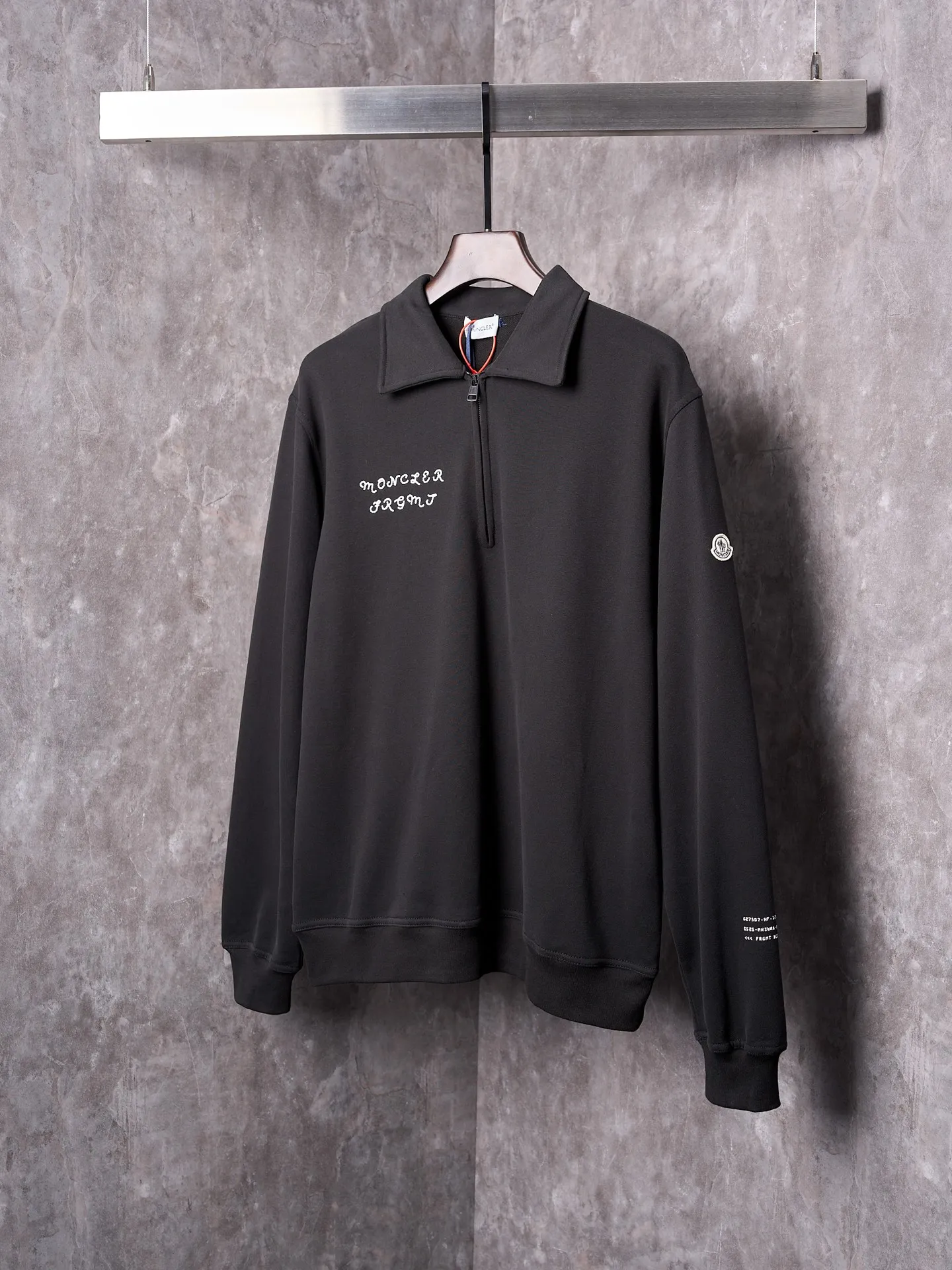 P370 Actual hanging auction】Moncler/Mongolian FRGMT joint embroidered logo half-zip lapel sweatshirt [Ready stock] S M L XL