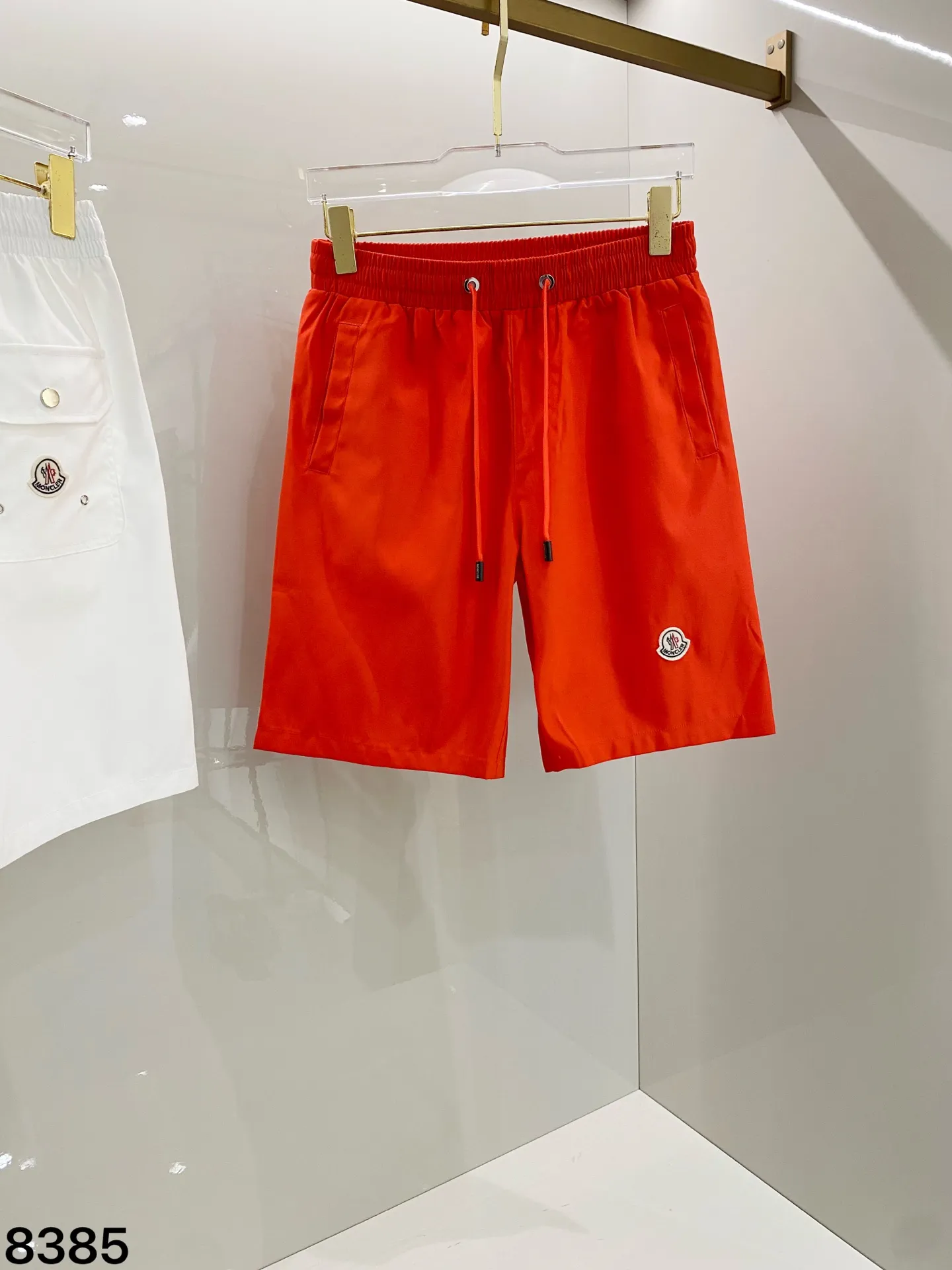 P190 🌸🌸 Moncler 2025 spring and summer new trousers [beach pants] are comfortable to wear, low-key yet luxurious, very high-end, and have a fashionable and high-end pocket design. Needless to say, the trousers style and cut are exquisite and lively. Real first-class and top-quality materials. Really top-level casual pants and elastic pants, of outstanding quality. After heavy washing, the pants are very soft, not fussy, and the upper body is absolutely stylish and extremely luxurious. Size:M-4XL