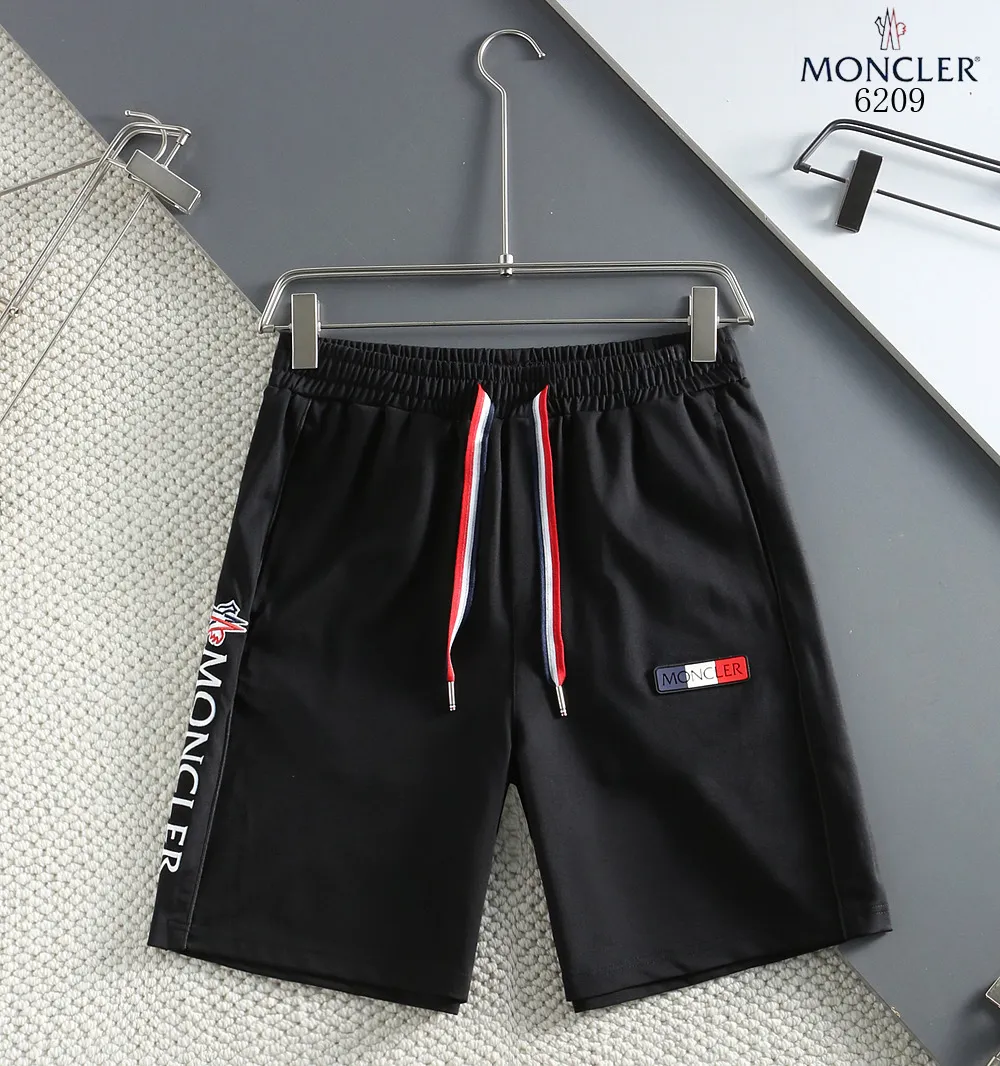 P210 🌸🌸 Moncler 2025 spring and summer new trousers [knitted trousers] feel comfortable to wear, low-key yet luxurious, very high-end, with pockets designed to be fashionable and high-end. Needless to say, the trousers style and tailoring needless to say, the upper body is exquisite and vivid. Really first-class and top-quality materials. Really top-level casual pants and elastic pants, of outstanding quality. After heavy washing, the trousers are very soft and not picky. The upper body is absolutely stylish. Extremely luxurious. Size:M-4XL