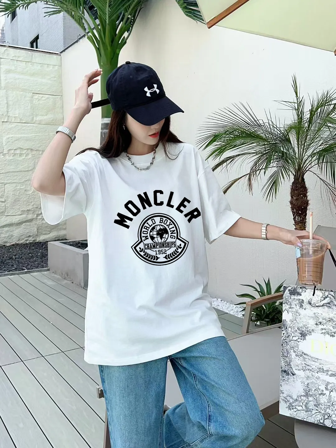 P140 [Moncler] 2025FW short-sleeved T-shirt LOGO printing, high-end 26s double yarn 300g fabric, heavy fabric, custom stretcher rib, same vat and dye, complete three standards, same style for men and women, color: black, white, size: S M L XL 2XL