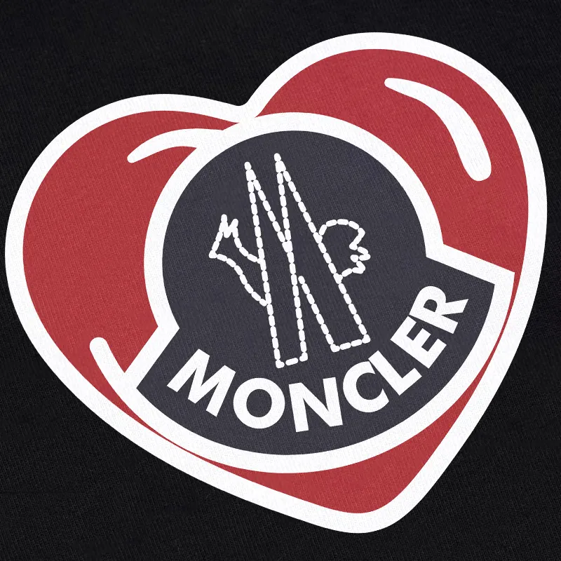 P240 Recommend the most popular Moncler masked 380g printed terry crew neck sweatshirt. Breathable pure cotton fabric. The texture is very soft and comfortable. No shrinkage, no deformation, no pilling). Original customized accessories. Collar label. Wash mark. Hang tag. Packaging (perfect details). Color: White. Black. Size: XS S M L.
