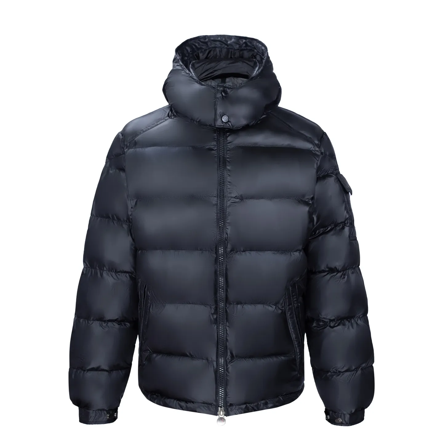 P490 Style number: [Y108] Moncler & Moncler Original 1:1 customized hardware accessories are all imported and original customization. Welcome to compare at the counter. Absolutely high quality. Made of top-grade 90 white duck down. Super soft. Full and fluffy. Super heavy-duty. Fabric workmanship. 👍Perfect version. Note⚠The fabric is super comfortable. Men and women (first time making a down jacket this year. The running price is very cost-effective and breaks the ceiling) [Top-grade fabric + features: ✅The down content is 95 down, and the gram weight is about 320g. ✅The whole body is fully printed with LOGO. ✅Introducing a sense of fashion and luxury to achieve double standards of warmth and style. ✅It needs to be customized separately. It is very thick and has a three-dimensional and full feeling from 360 degrees! ✅The down jacket uses a double-layer anti-down liner design! Super windproof performance ✅Hardware 1:1 fully customized ZP craftsmanship: spot heavy goods! The highest version is produced by the same celebrity couple and must be good. This down jacket uses a double-layer anti-velvet liner design! It has super windproof performance and will be very warm when worn in winter! Filled with white duck down, the fluffiness is high, and it can be worn at minus ten degrees Celsius❗ Color: black Size: M-L-XL-XXL