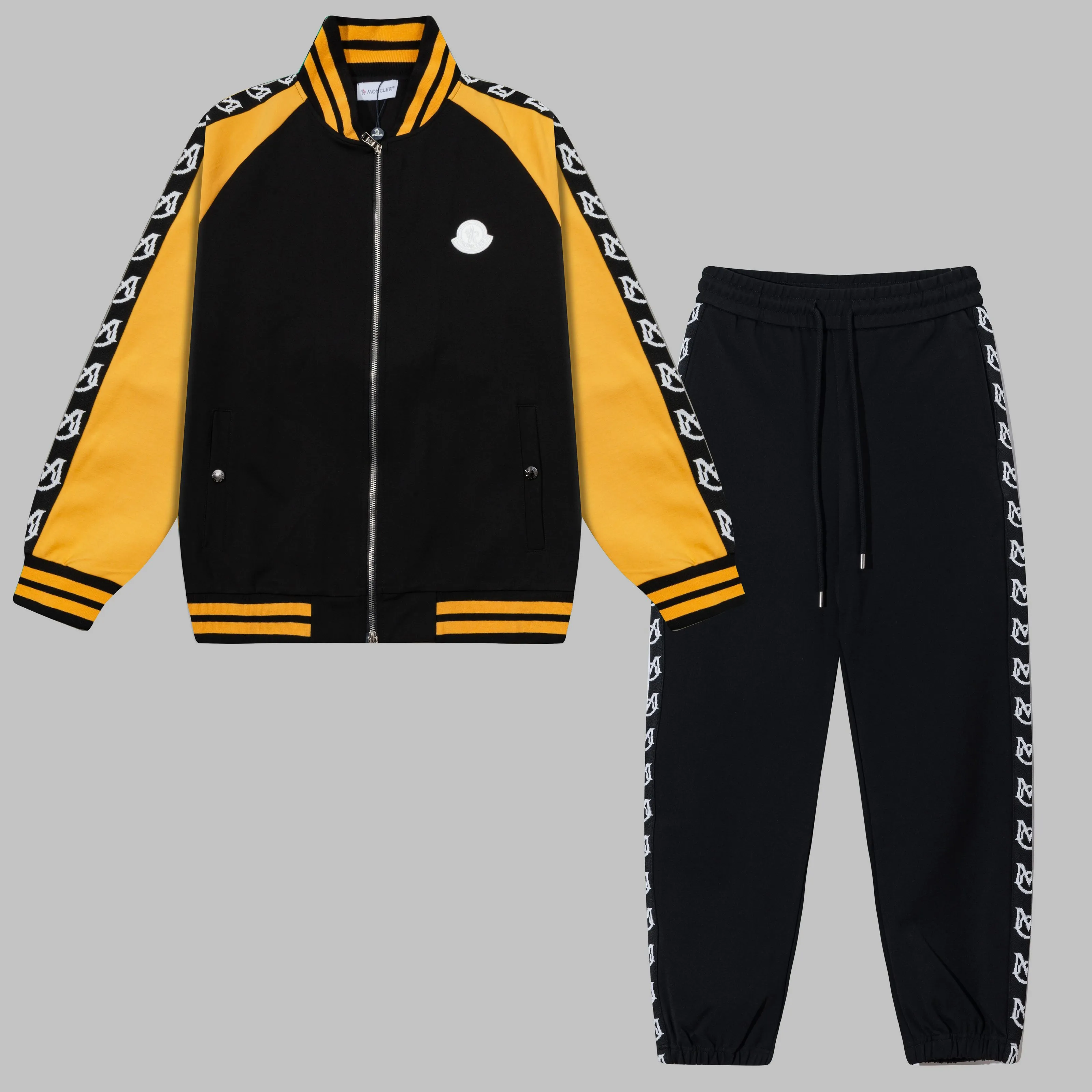 P270 MONCLER/Mask Custom fabric suit zipper jacket Color block design embroidered micro-label LOGO hand sleeve webbing technology Official synchronization High version High quality Fashion personality Versatile trend Pure original quality Original fabric Hang tag Collar label Washed wheat Complete three standards Color: black and white. Black green. Black yellow. Size: S-2XL