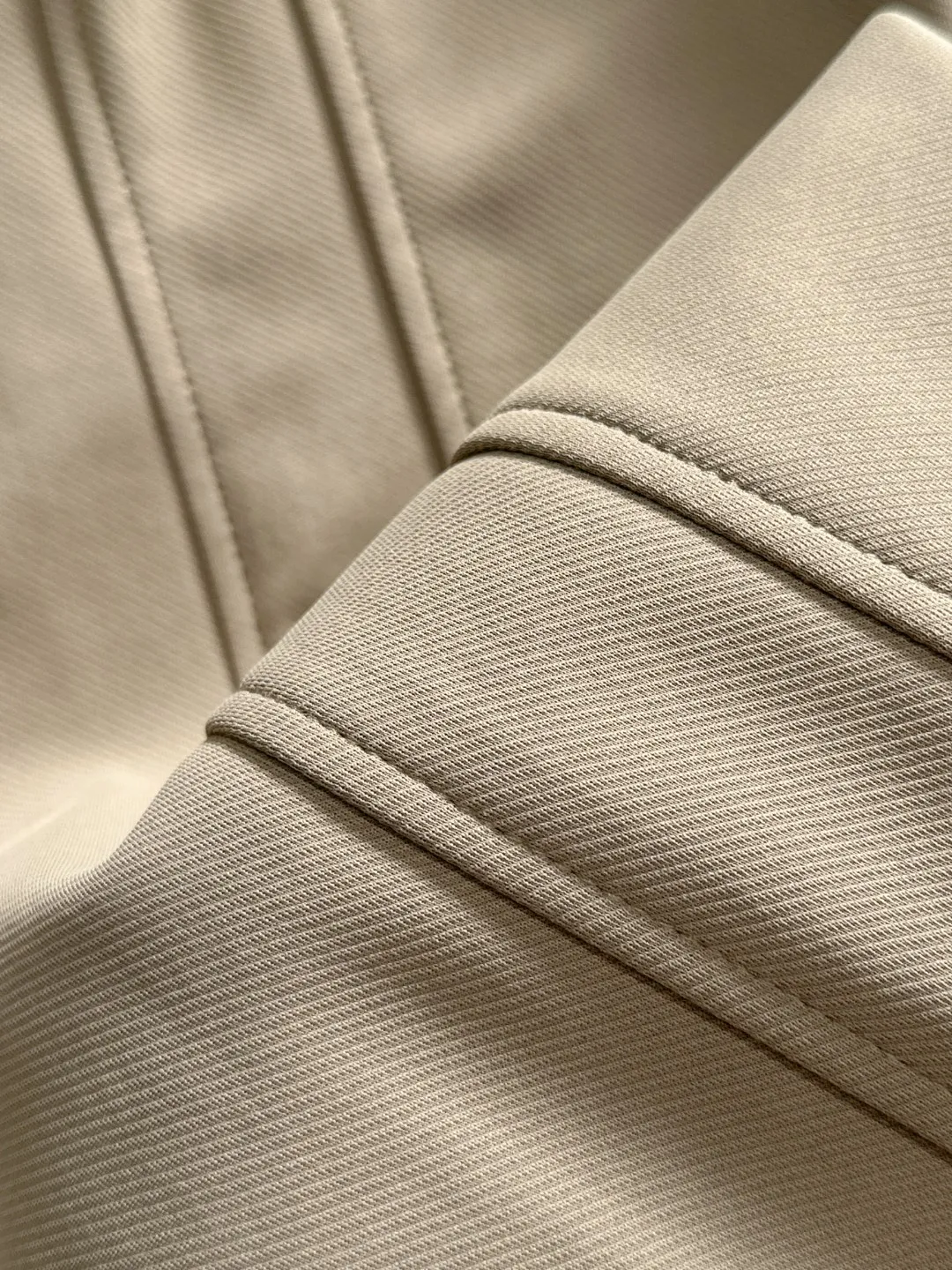 Shipped in 2-3 days P360 MONCLER/Mongolian Exclusive first release of 25ss autumn and winter new high-quality trousers Compare real-life details at will A perfect choice for autumn and winter. A must-have item. Sizes: M to 4XL (please state your height and weight when placing an order)